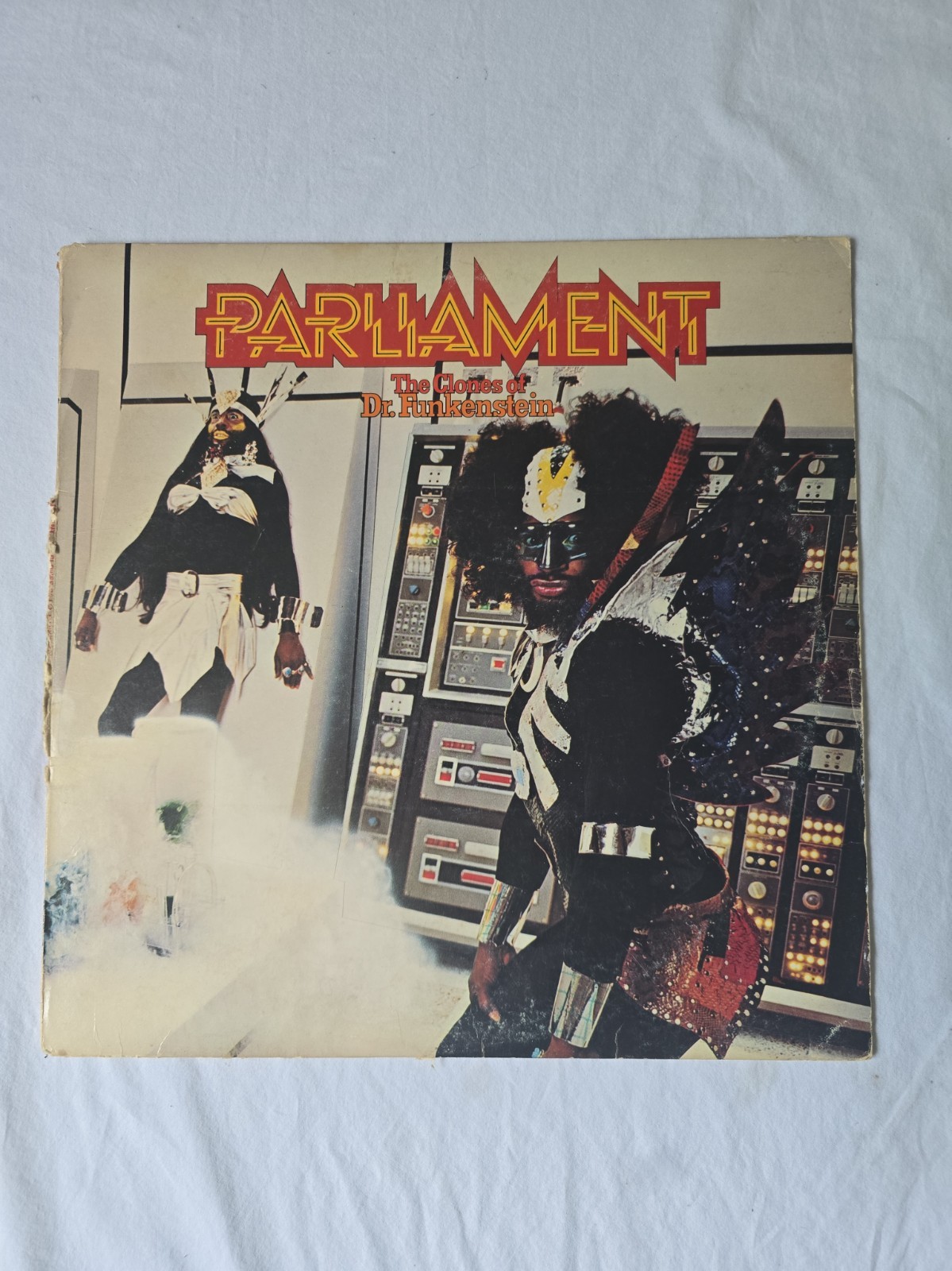 Parliament - The Clones of Dr Funkenstein - Vinyl LP - 1976 Casablanca Records
