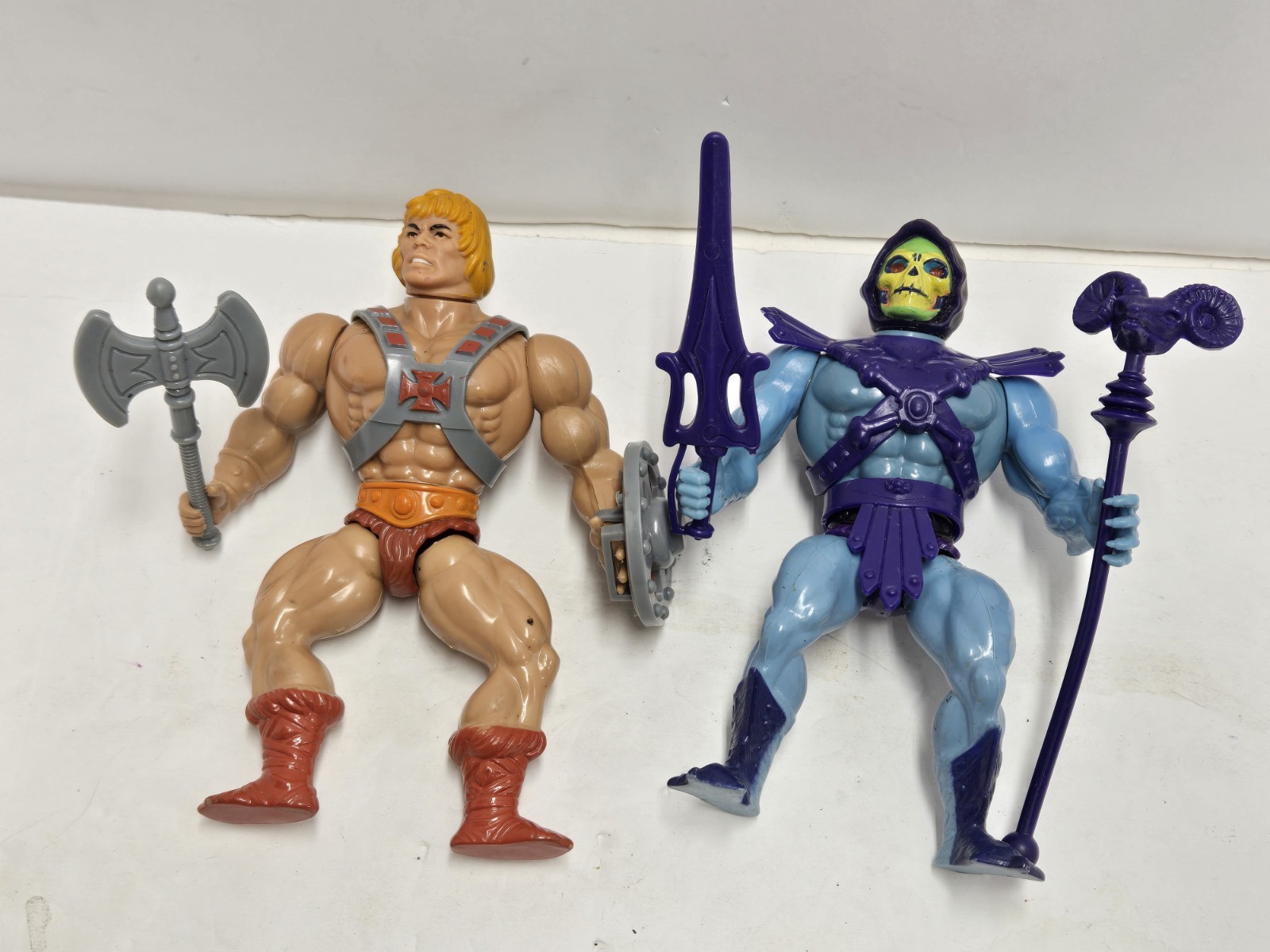 Vintage 1981 OG Skeletor & HE-MAN Figures Mattel Half Boot *Read Description*