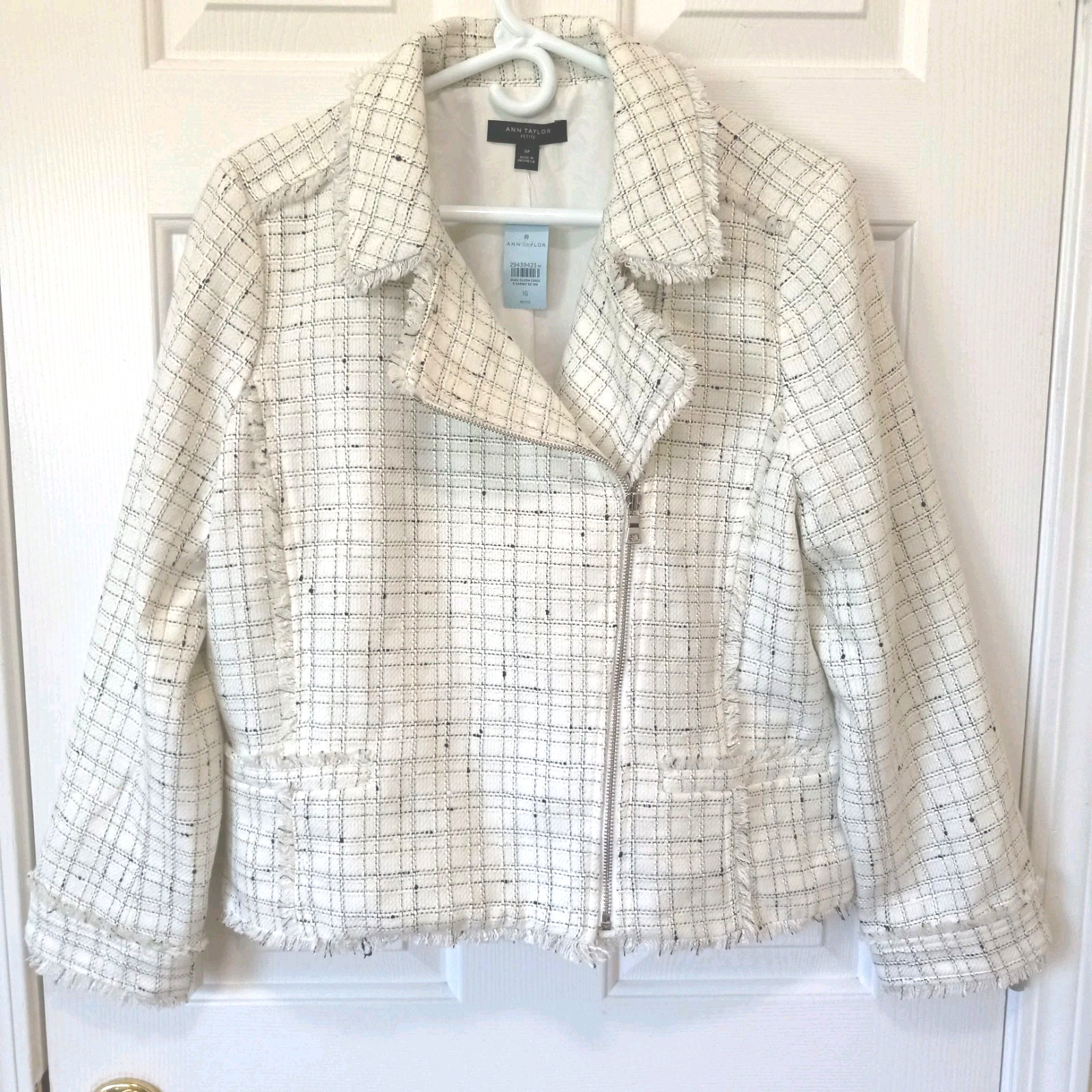 NWT ANN TAYLOR Women\'s Ivory Black Plaid Moto Jacket Casual Career Everyday 16P