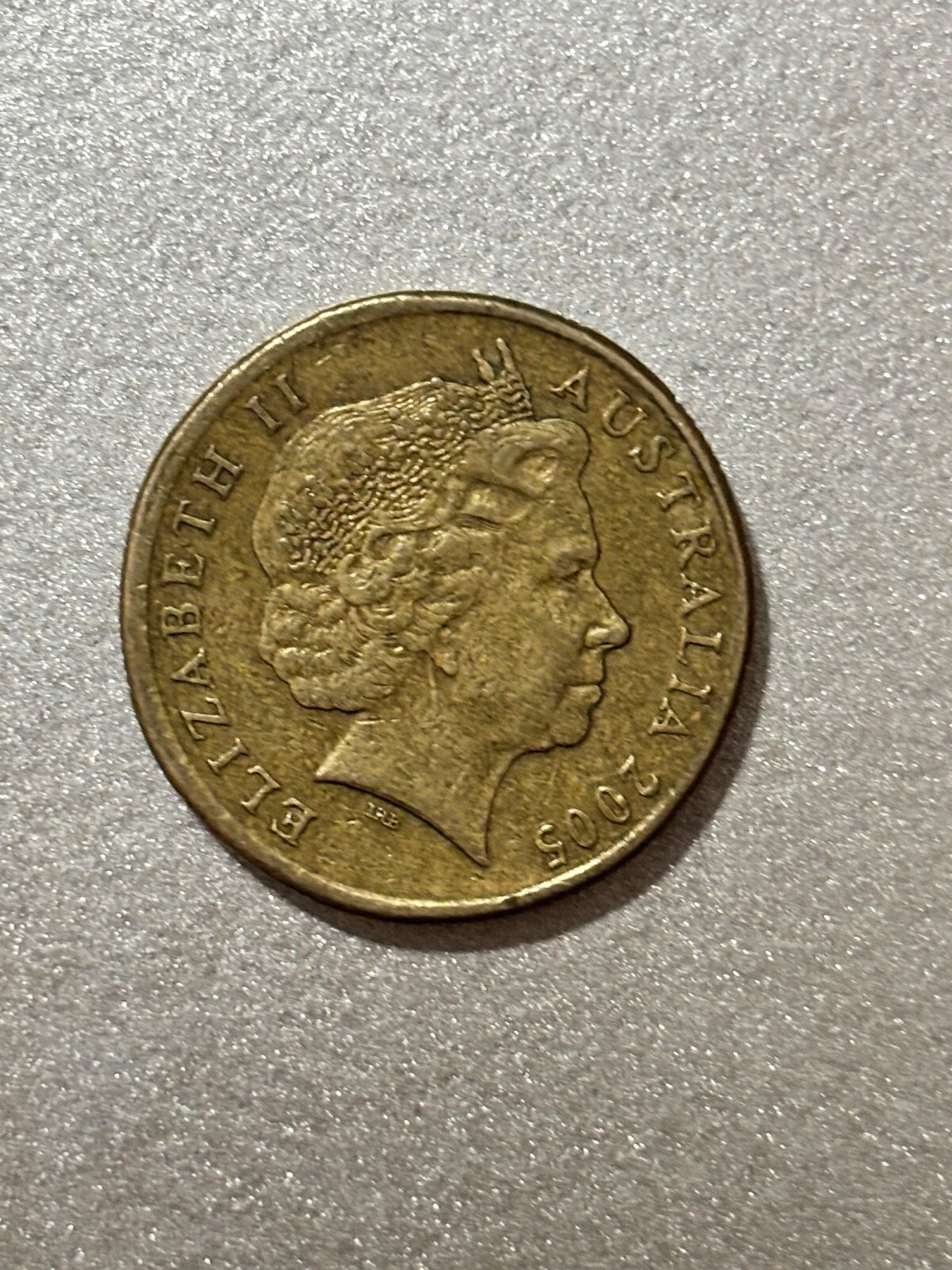 Rare 2005 Australian $1 One Dollar Coin | WORLD WAR WWII 1939-1945 PEACE Coin Rare 2005 Australian $1 One Dollar Coin | WORLD WAR WWII 1939-1945 PEACE Coin