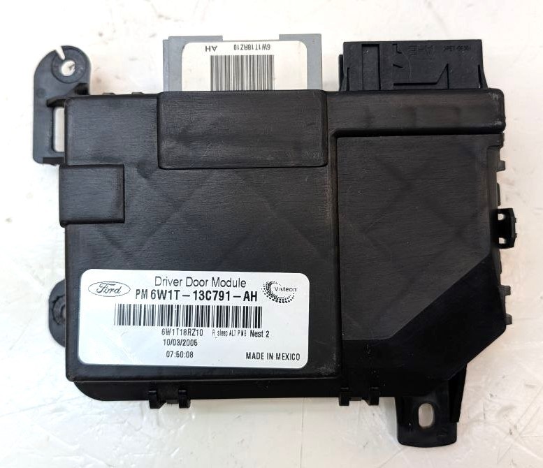 Lincoln Town Car 2006-2008 Keyless Driver Door Module 6W1T-13C791-AH OEM