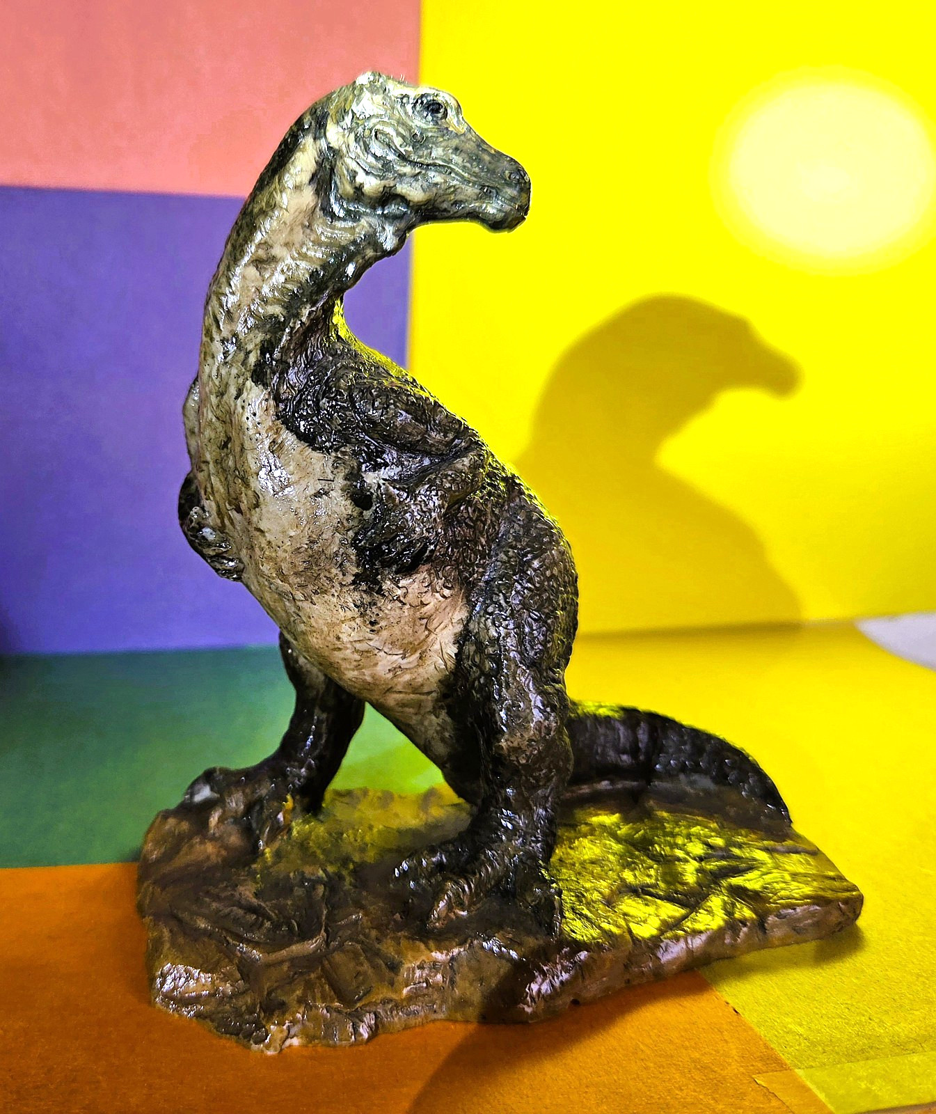 IGUANODON - Ceramic Dinosaur Figurine - Nice Detail - 5.5x5.25x3\