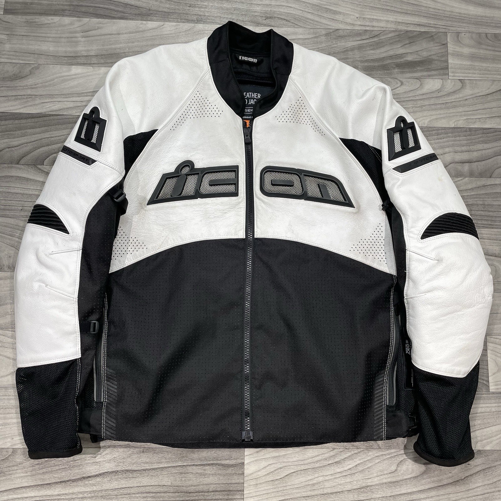 ICON 2 Contra Leather Riding Jacket Mens XL Black White Perforated Biker Moto