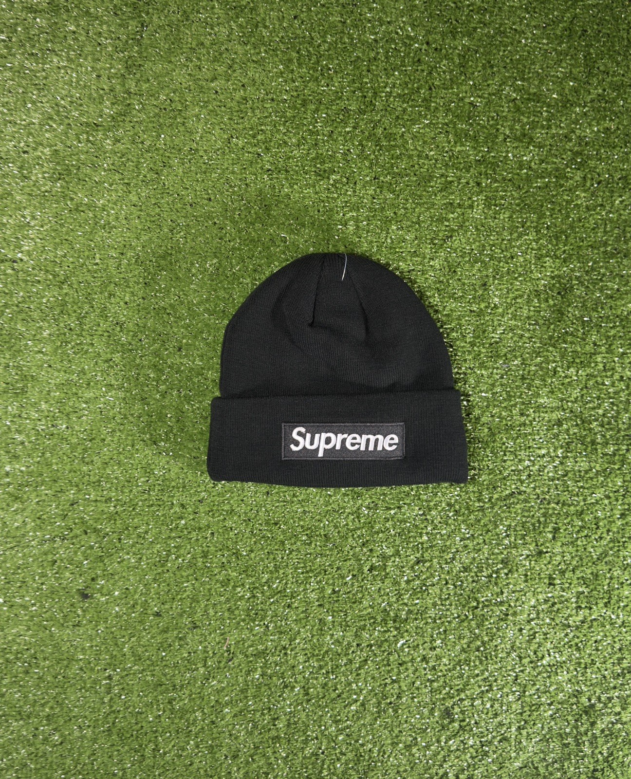 Supreme x New Era Box Logo beanie（FW21）100% authentic