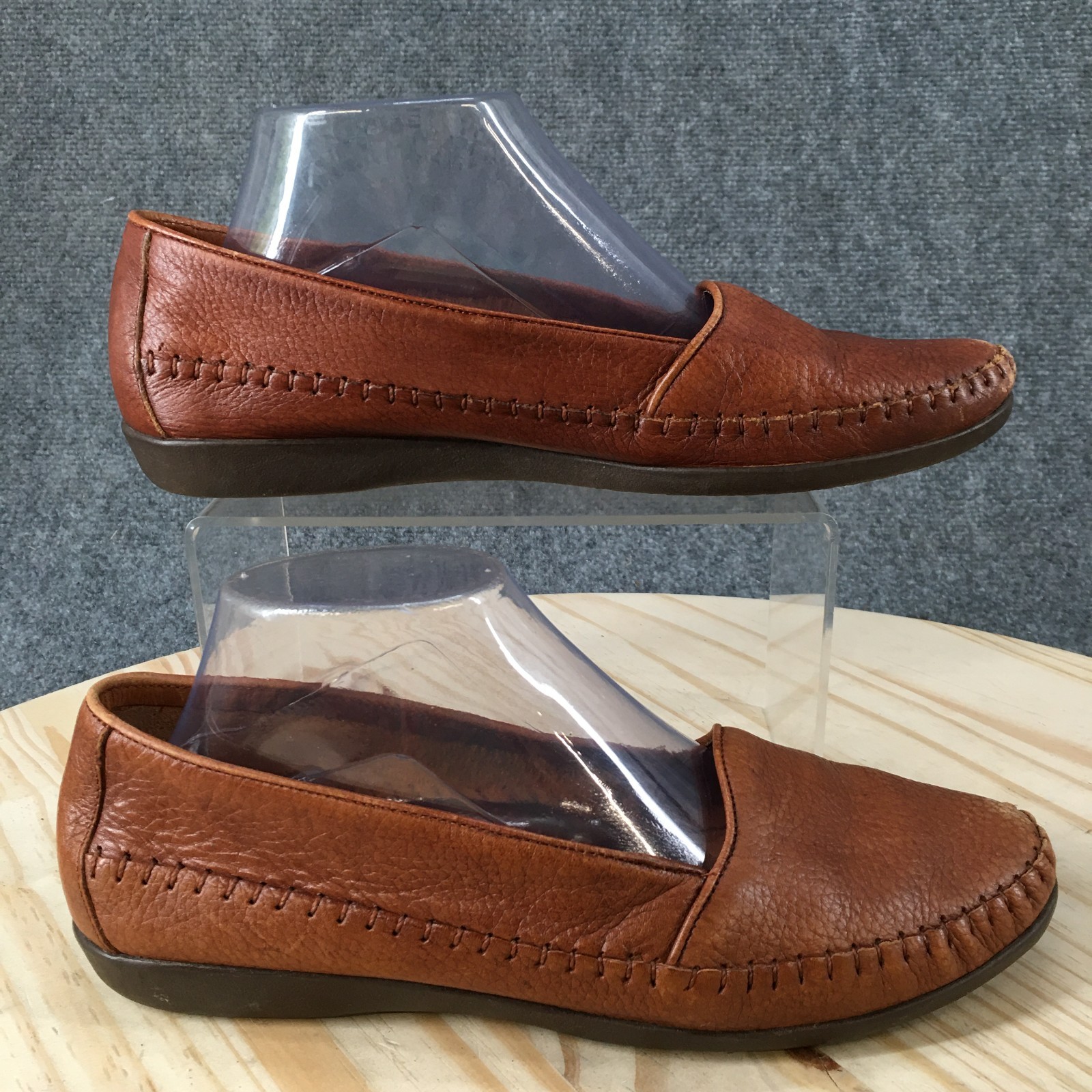 Cobbie Cuddlers Loafer Shoes Womens 9.5 Narrow Moc Comfort Slip-On Leather Brown