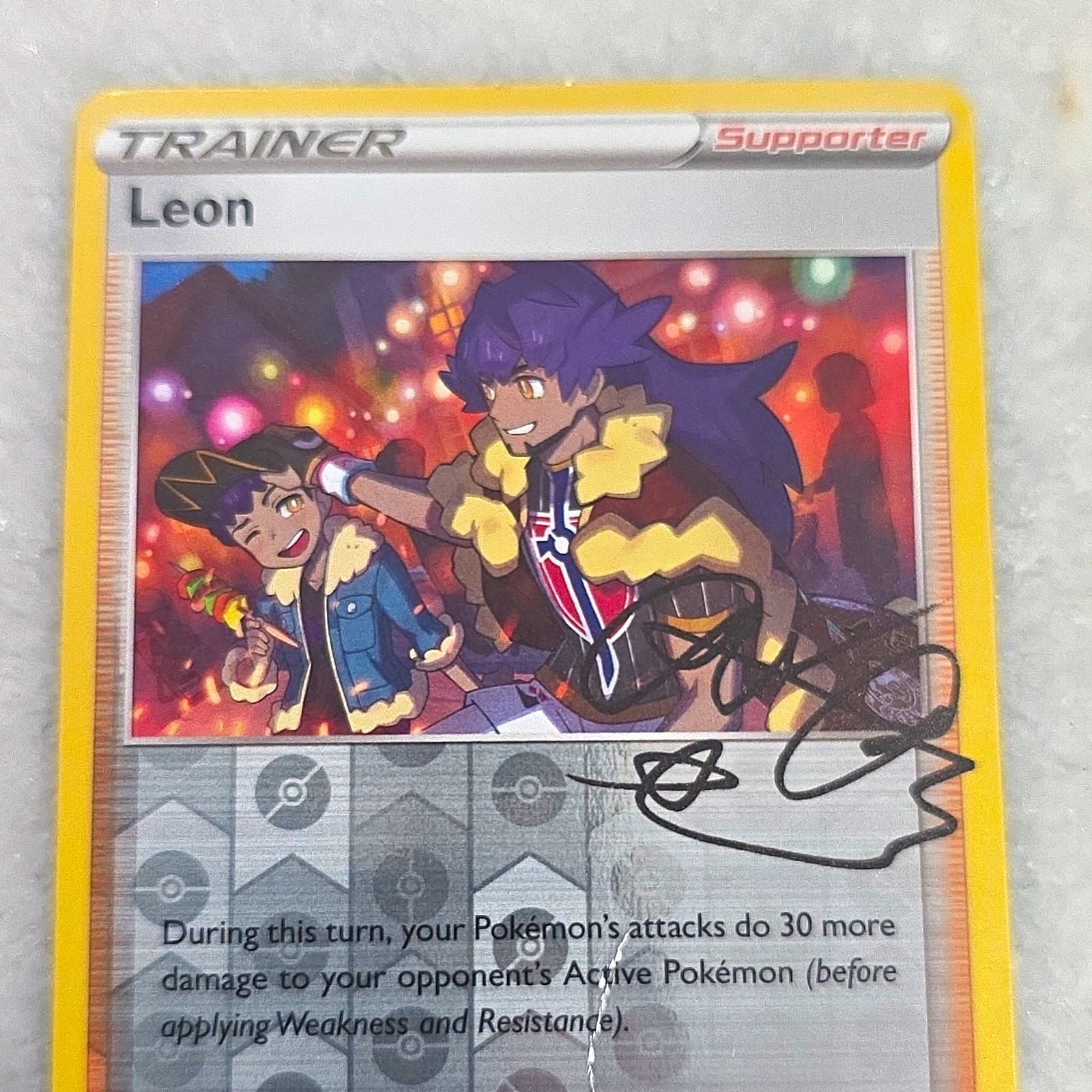 Pokémon TCG 2 Cards: Leon Autographed Supporter + Luxray GL LV.X SP Holo