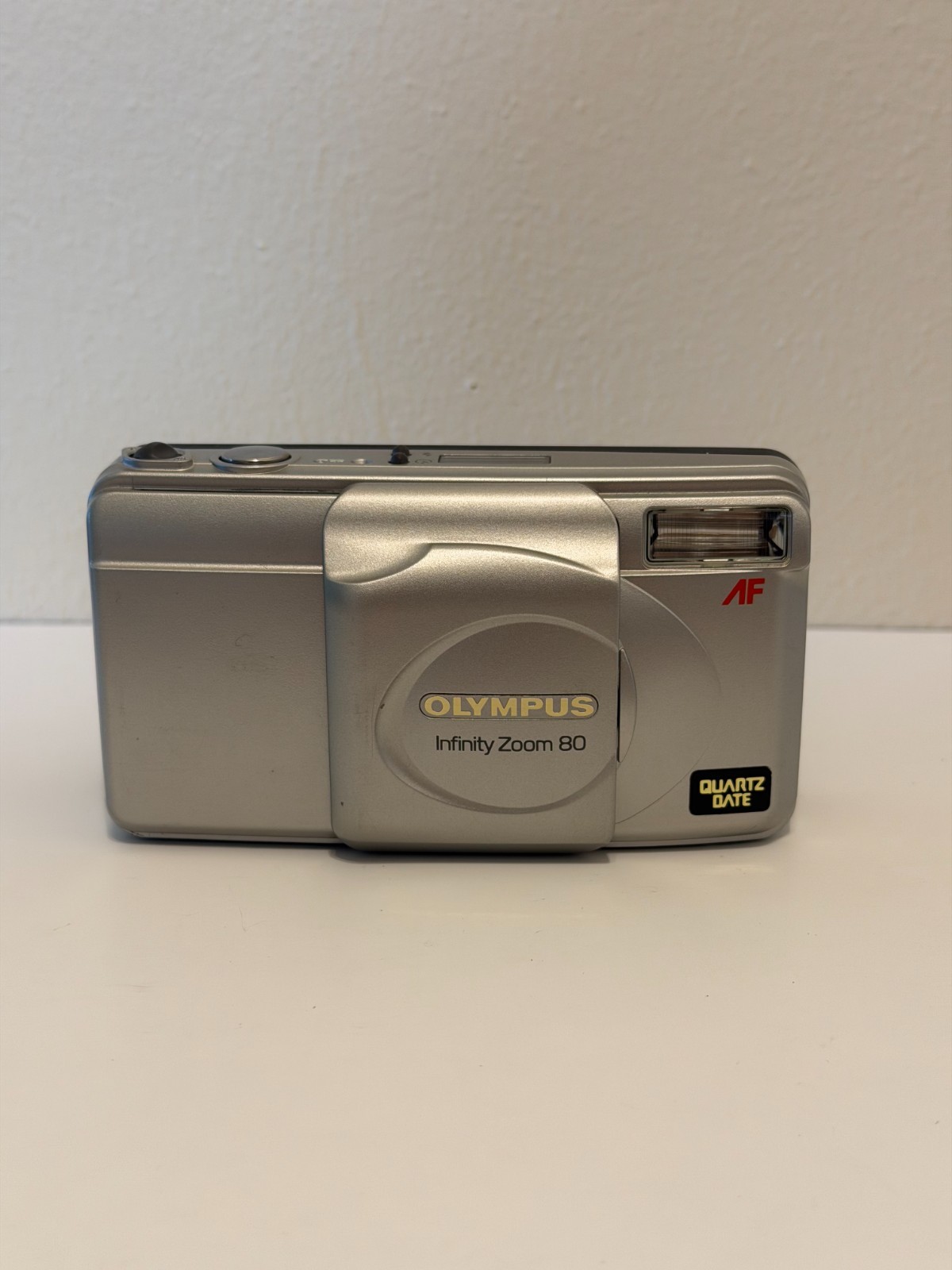 Olympus Infinity Zoom 80 35mm Film Camera 38-80mm AF Quartzdate Tested Working