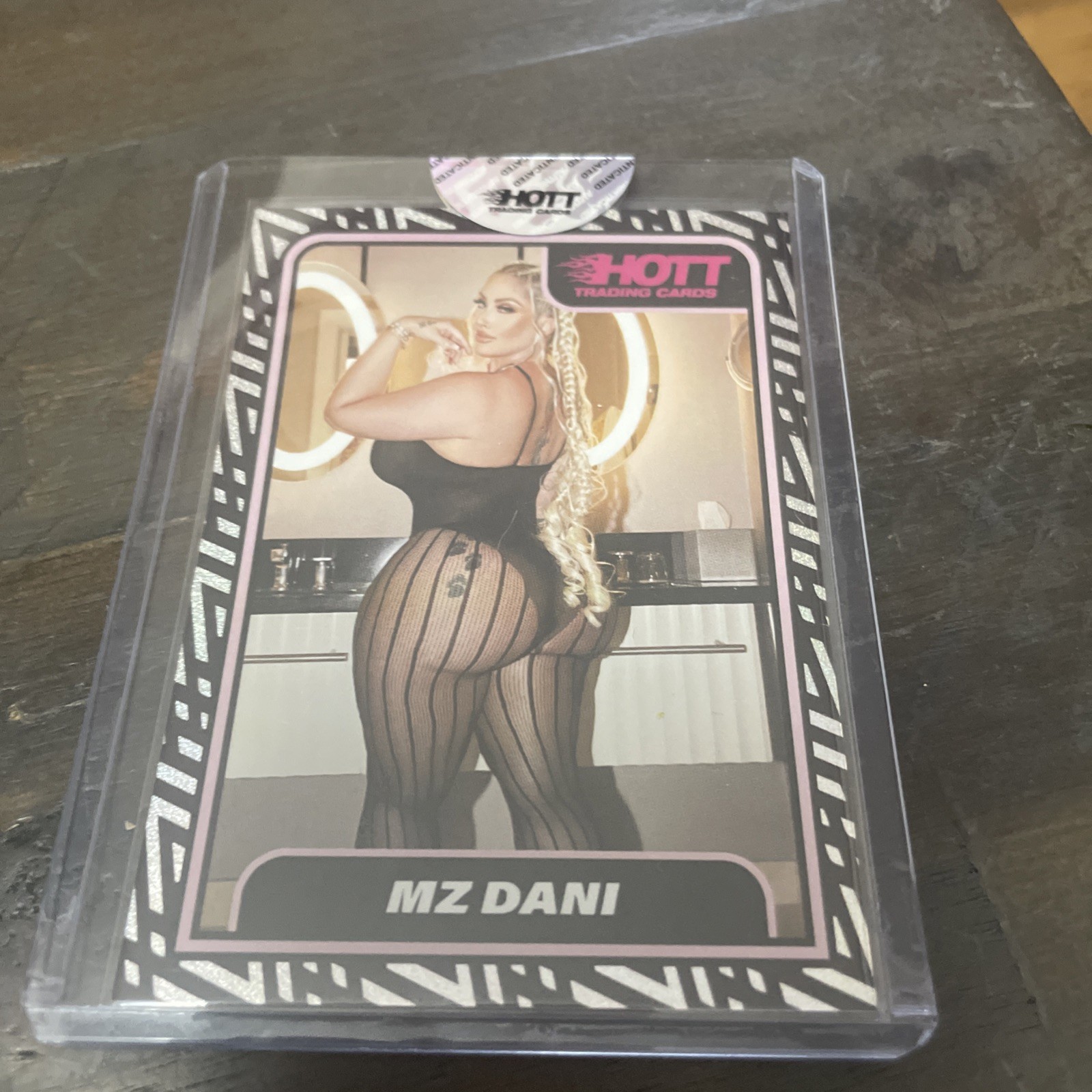 Hott Trading Cards 2026 MZ DANI Non-Sport Trading Card English /100 Hott Trading Cards 2026 MZ DANI Non-Sport Trading Card English /100