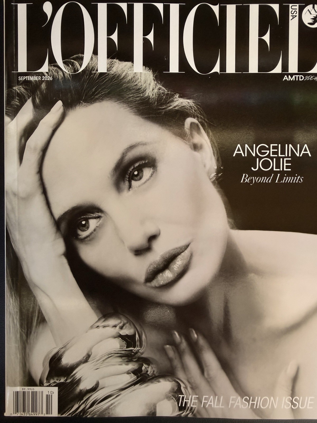 ANGELINA JOLIE - L\'OFFICIEL MAGAZINE - SEPTEMBER 2026 - BRAND NEW