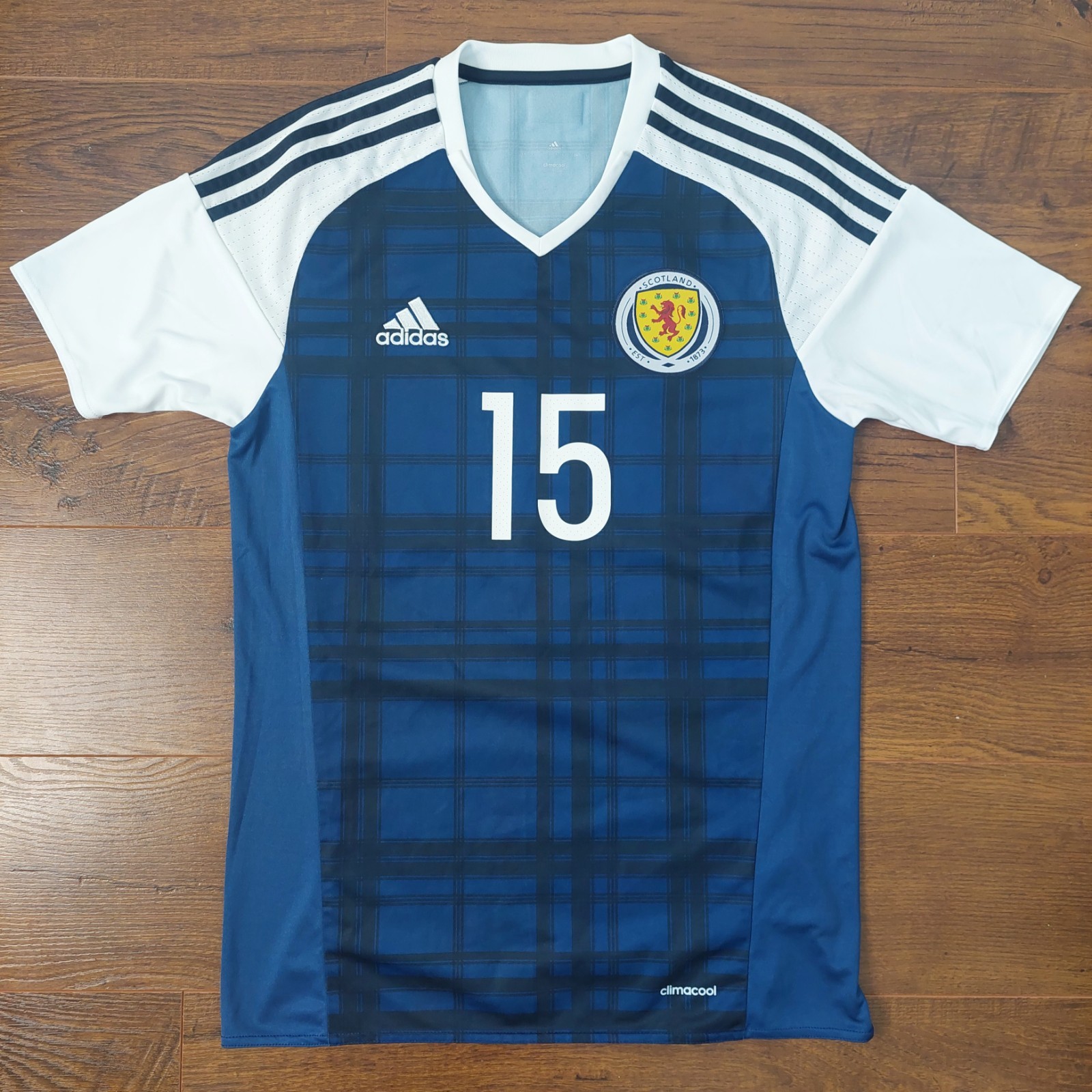 Scotland Home Football Shirt 2015-2017 Adidas Tartan National Jersey Men Small Scotland Home Football Shirt 2015-2017 Adidas Tartan National Jersey Men Small