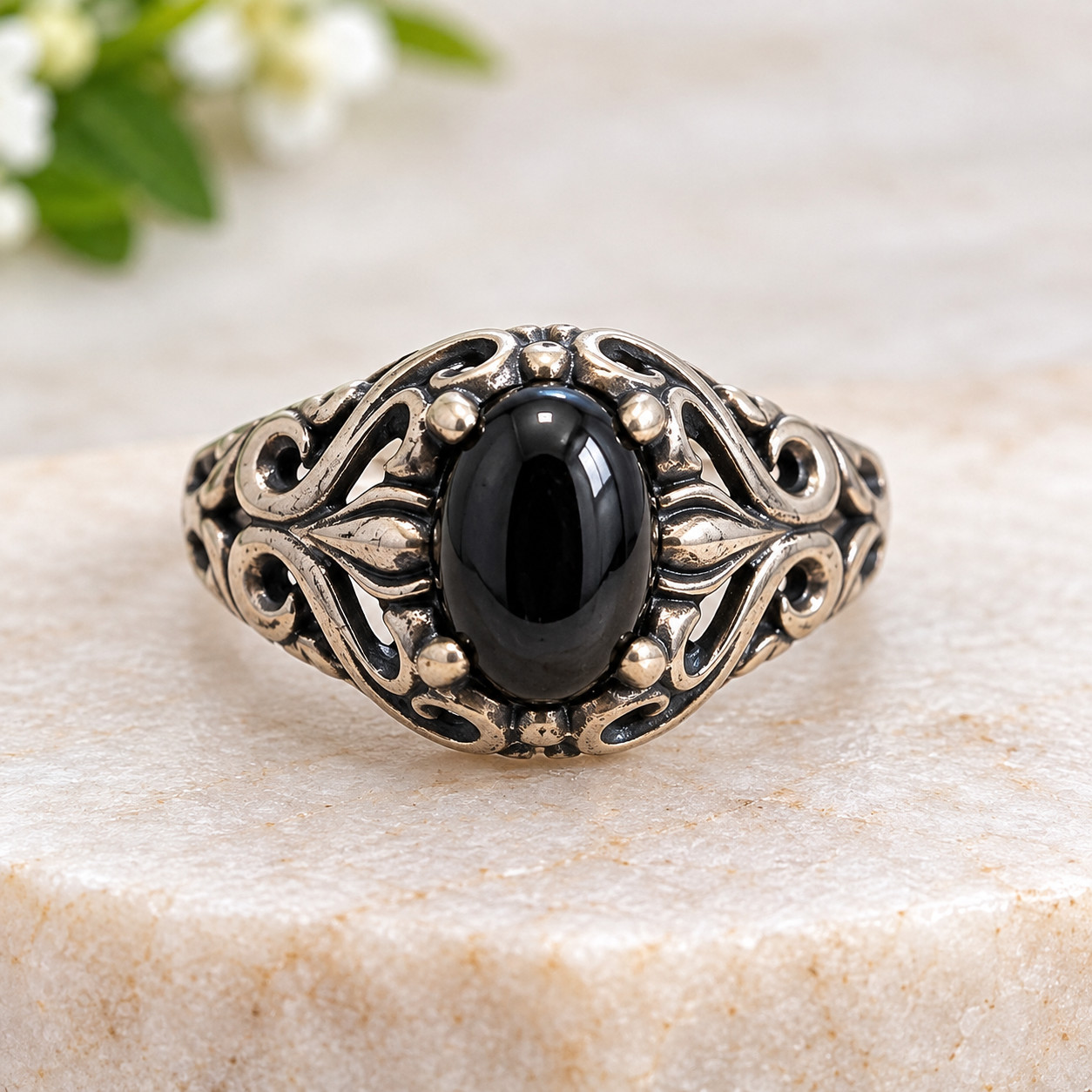 Vintage 925 Sterling Silver Black Onyx Ornate Statement Ring Vintage 925 Sterling Silver Black Onyx Ornate Statement Ring