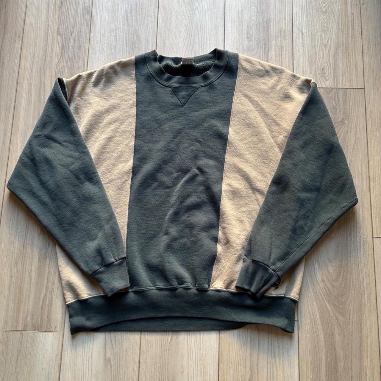 VTG Russel Athletic Color Block 90s Crewneck Sweatshirt MADE IN USA Men’s 2XL VTG Russel Athletic Color Block 90s Crewneck Sweatshirt MADE IN USA Men’s 2XL