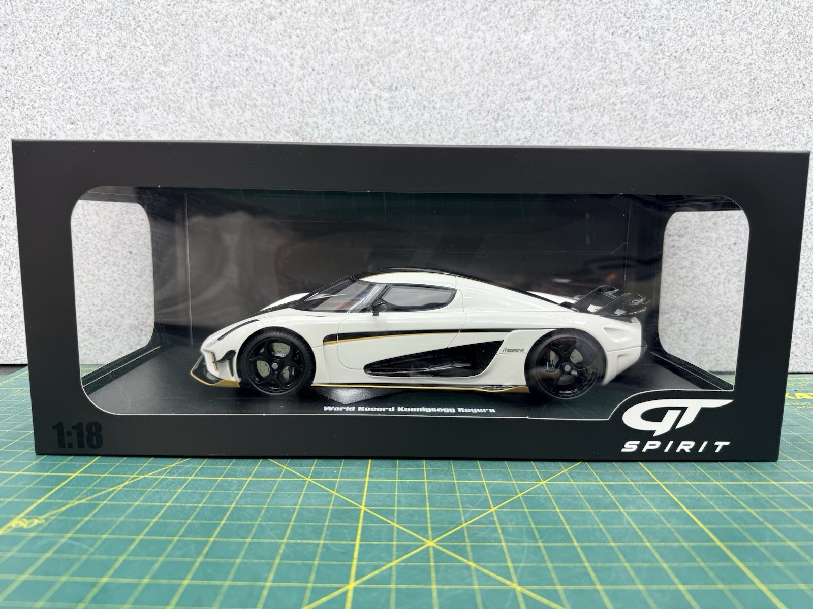 GT Spirit 2018 World Record Koenigsegg Regera Crystal White w/ Black 1:18 GT913