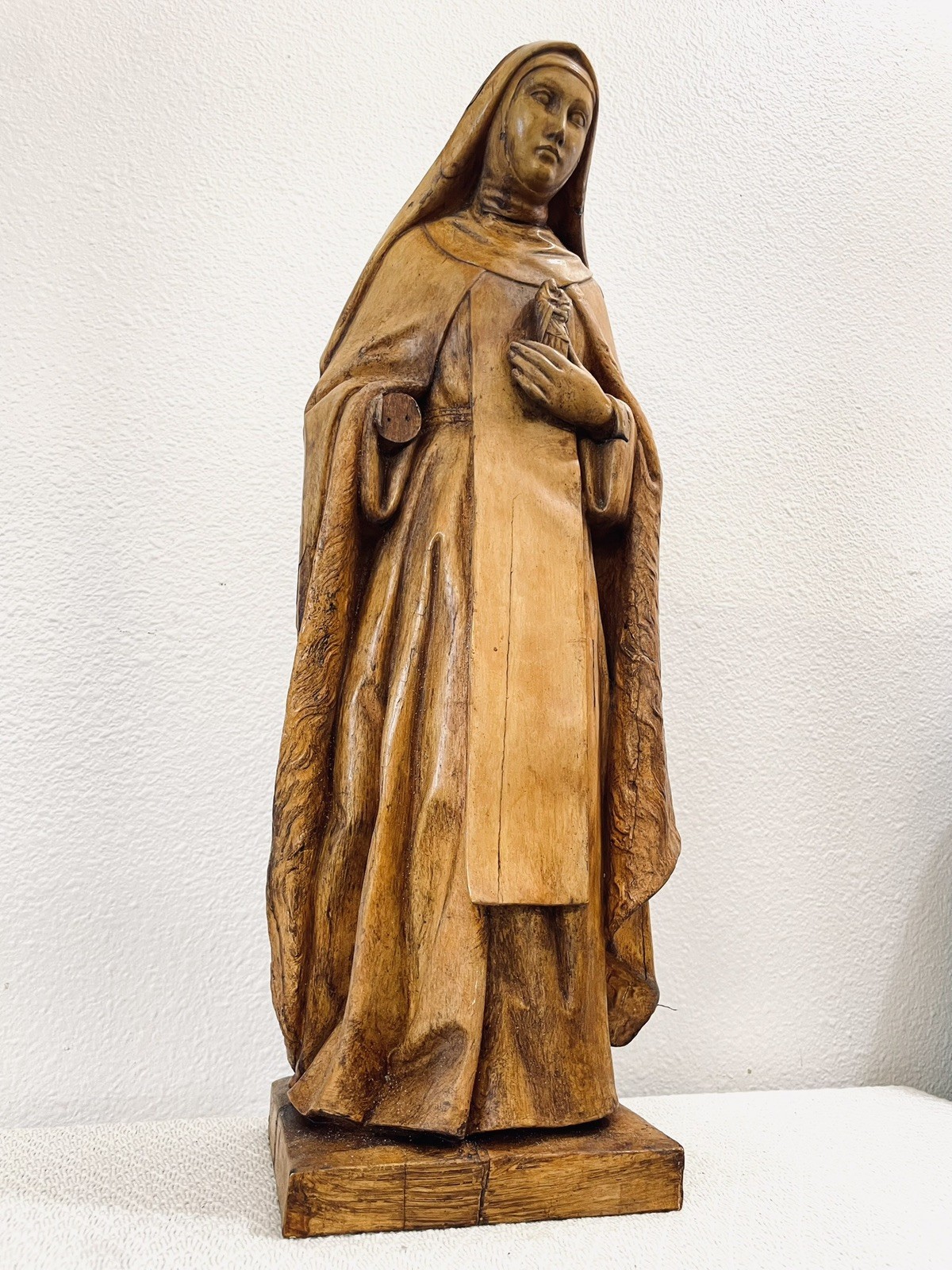 ANTIQUE CIRCA 1900