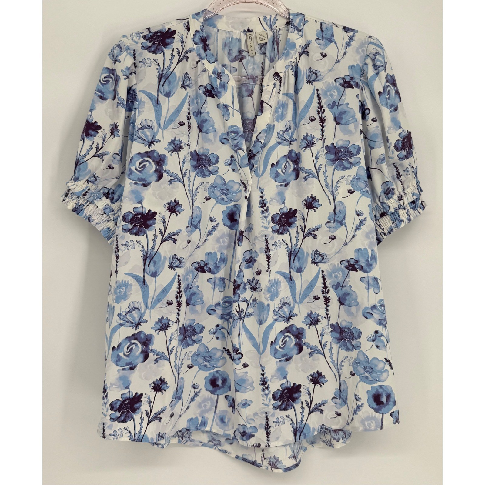 Cato Womens Blue White Floral Puff Sleeve Smocked Blouse V-Neck Top Sz XL