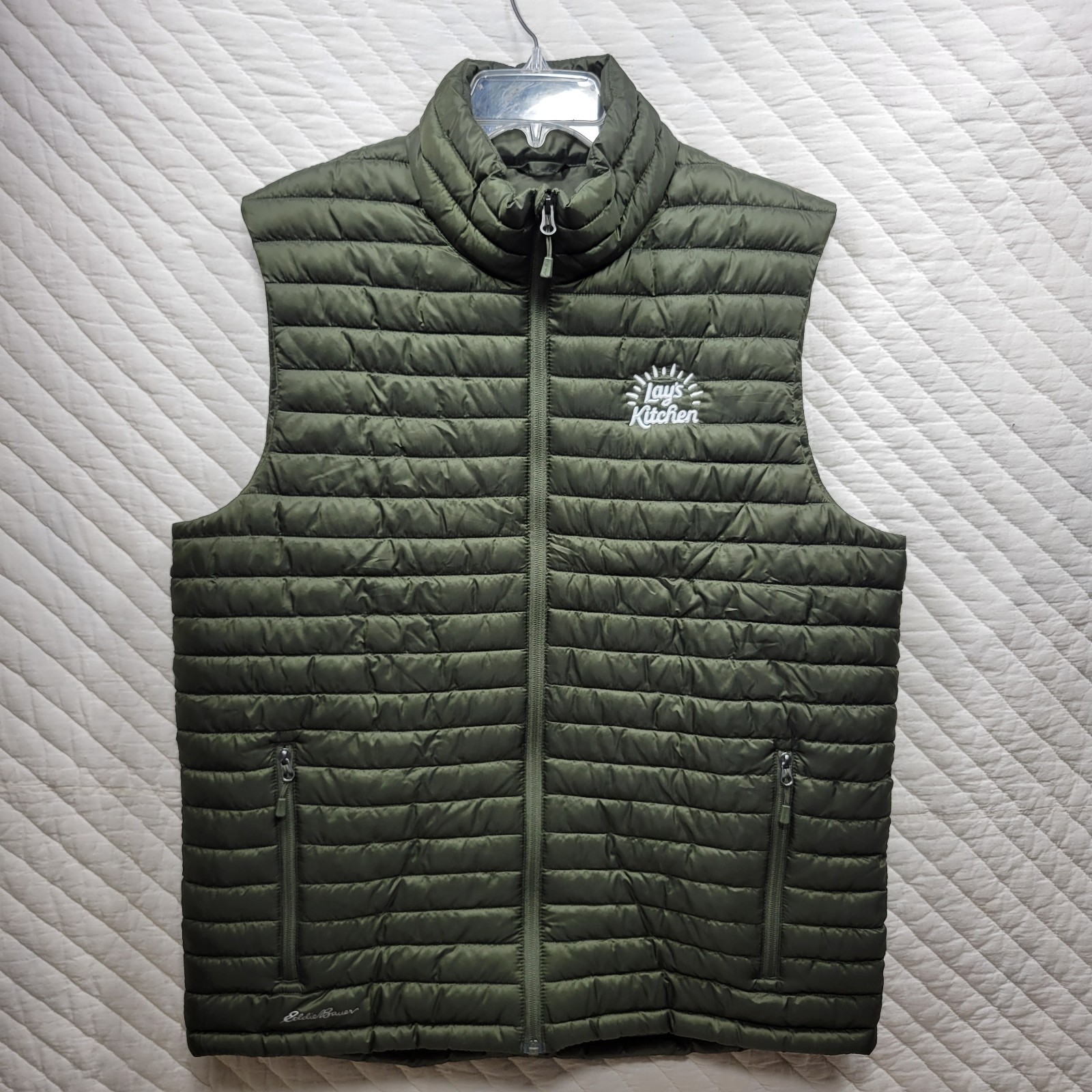 NWOT Eddie Bauer Mens Stay Warm Puffer Vest, Green Packable XL Company LOGO