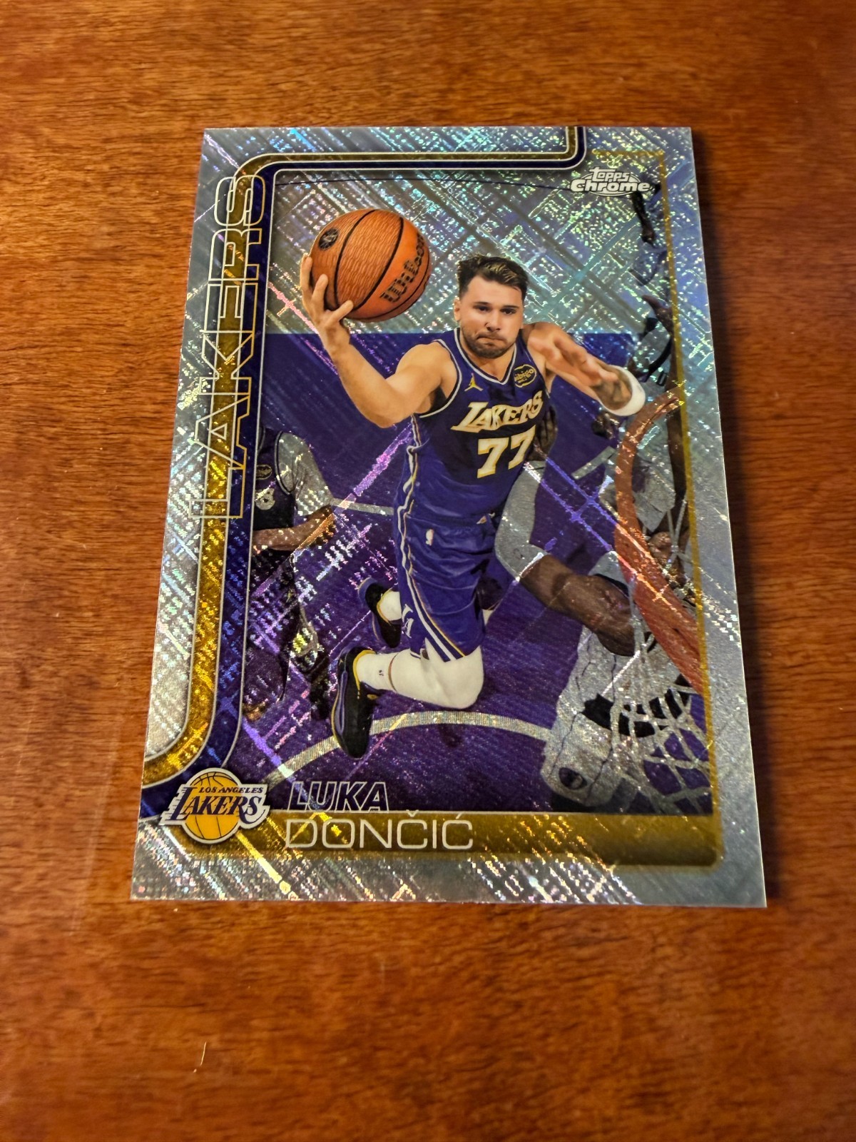 2026 Topps Chrome X Luka Doncic\' Skylight Refractor Lakers 2 2026 Topps Chrome X Luka Doncic\' Skylight Refractor Lakers 2