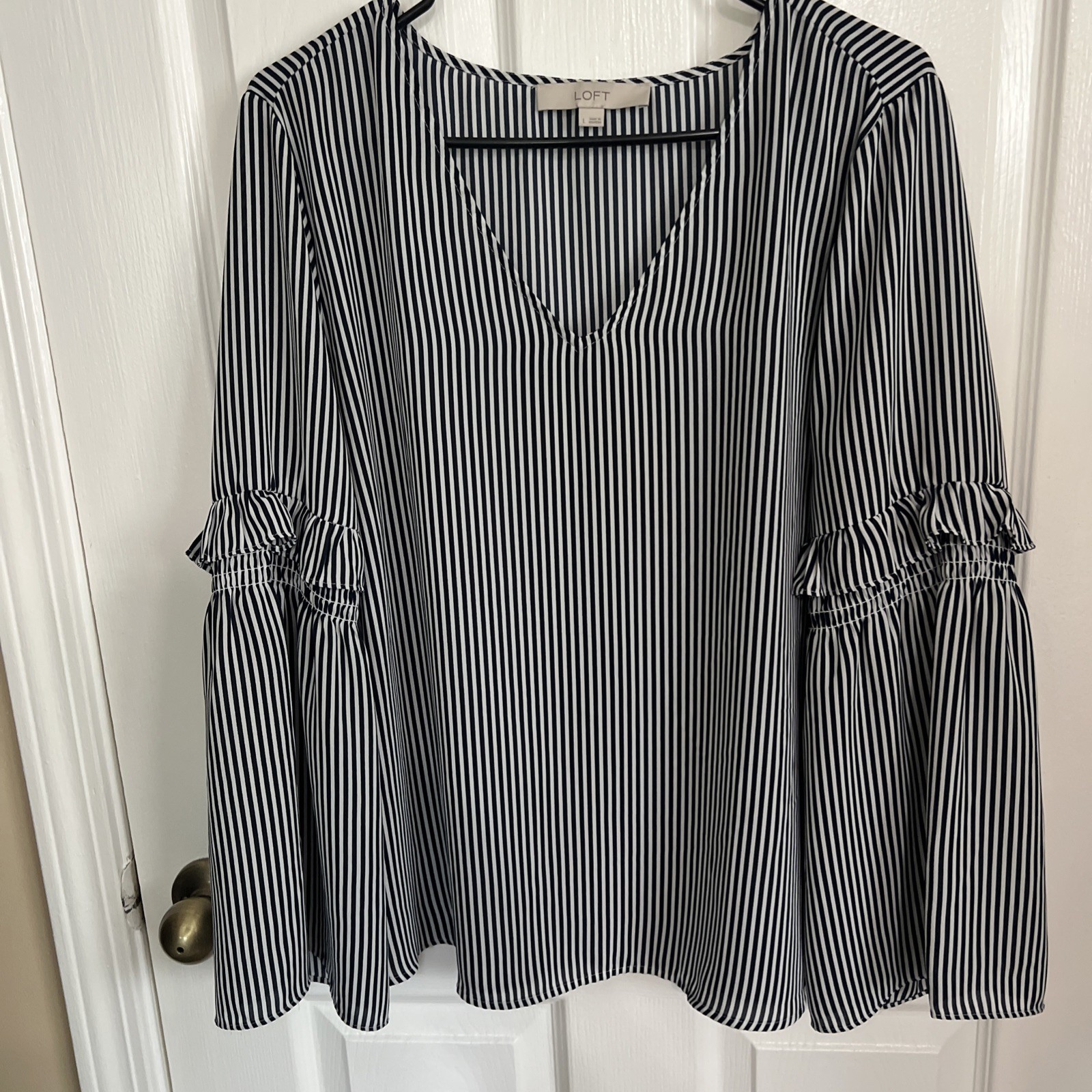 Loft Navy And White Stripe Blouse Size Large Loft Navy And White Stripe Blouse Size Large