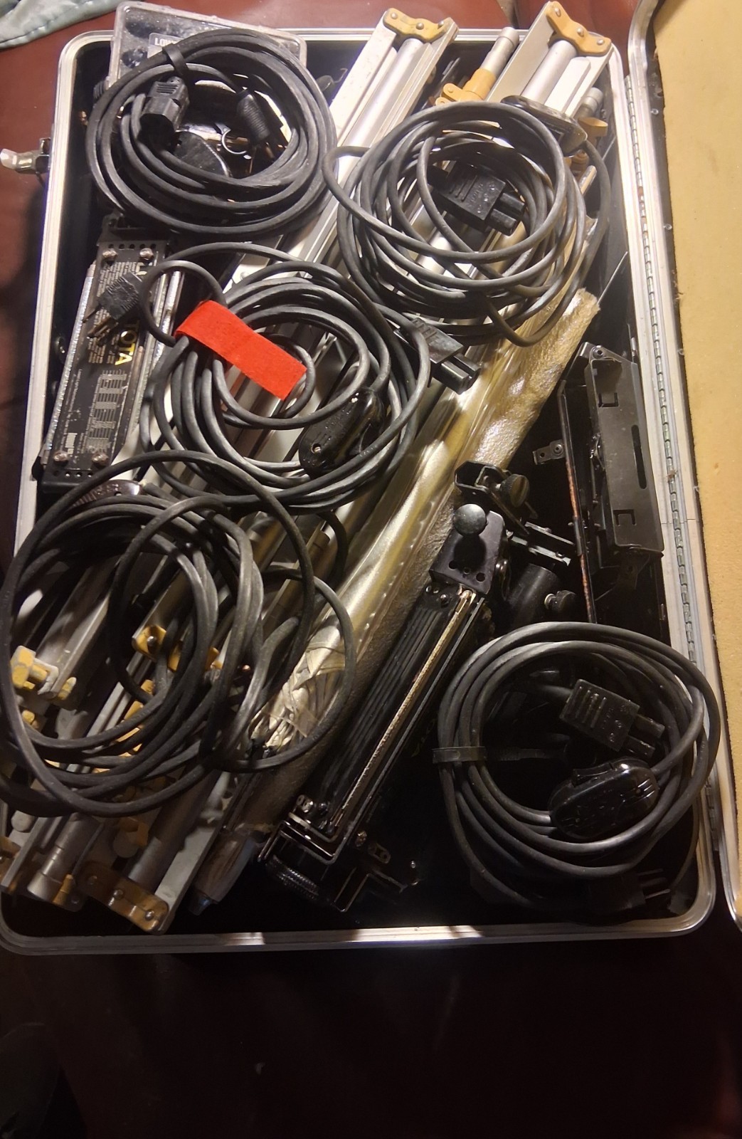 Lowel Pro Omni Tota Light Kit Photography Video 6 Lights Lot Case Stands Extras 