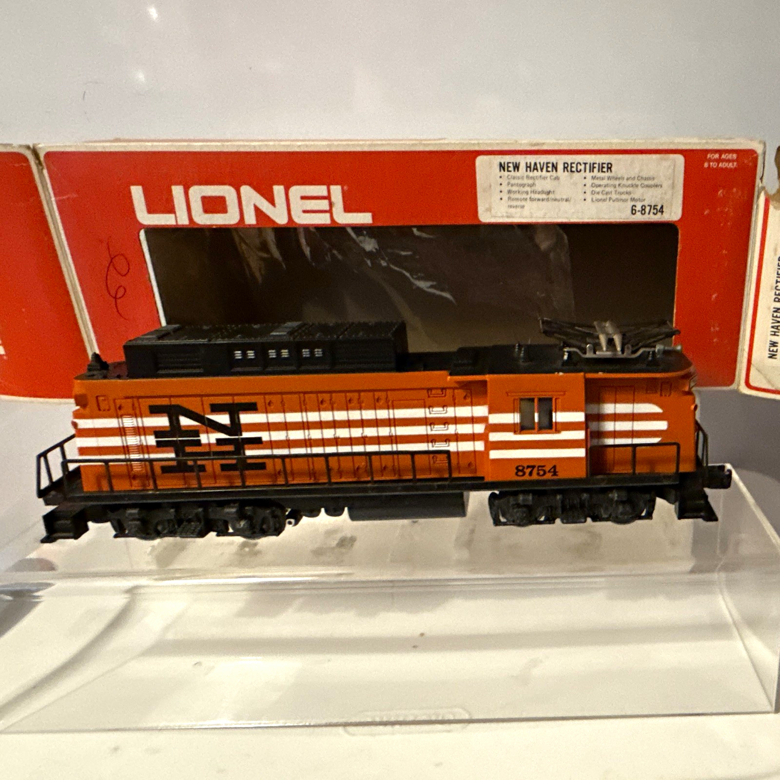 Lionel O Gauge New Haven Rectifier Electric Locomotive Analog Light 6-8754 Lionel O Gauge New Haven Rectifier Electric Locomotive Analog Light 6-8754