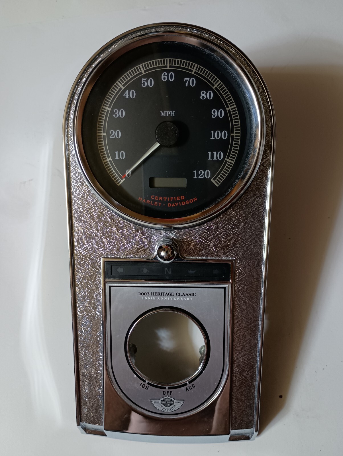 00-06 Harley Davidson Heritage Softail FLSTCI 100th Gas Tank Speedometer Console