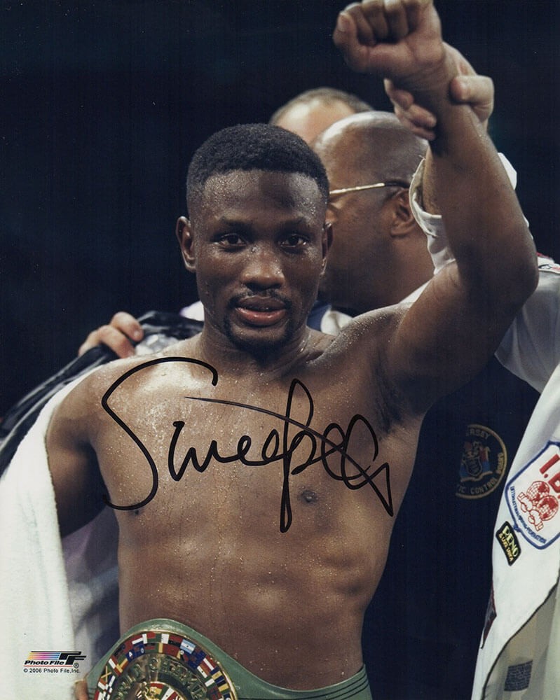 Pernell \'Sweet Pea\' Whitaker Signed Boxing Arm Raised 8x10 Photo - (SS COA)