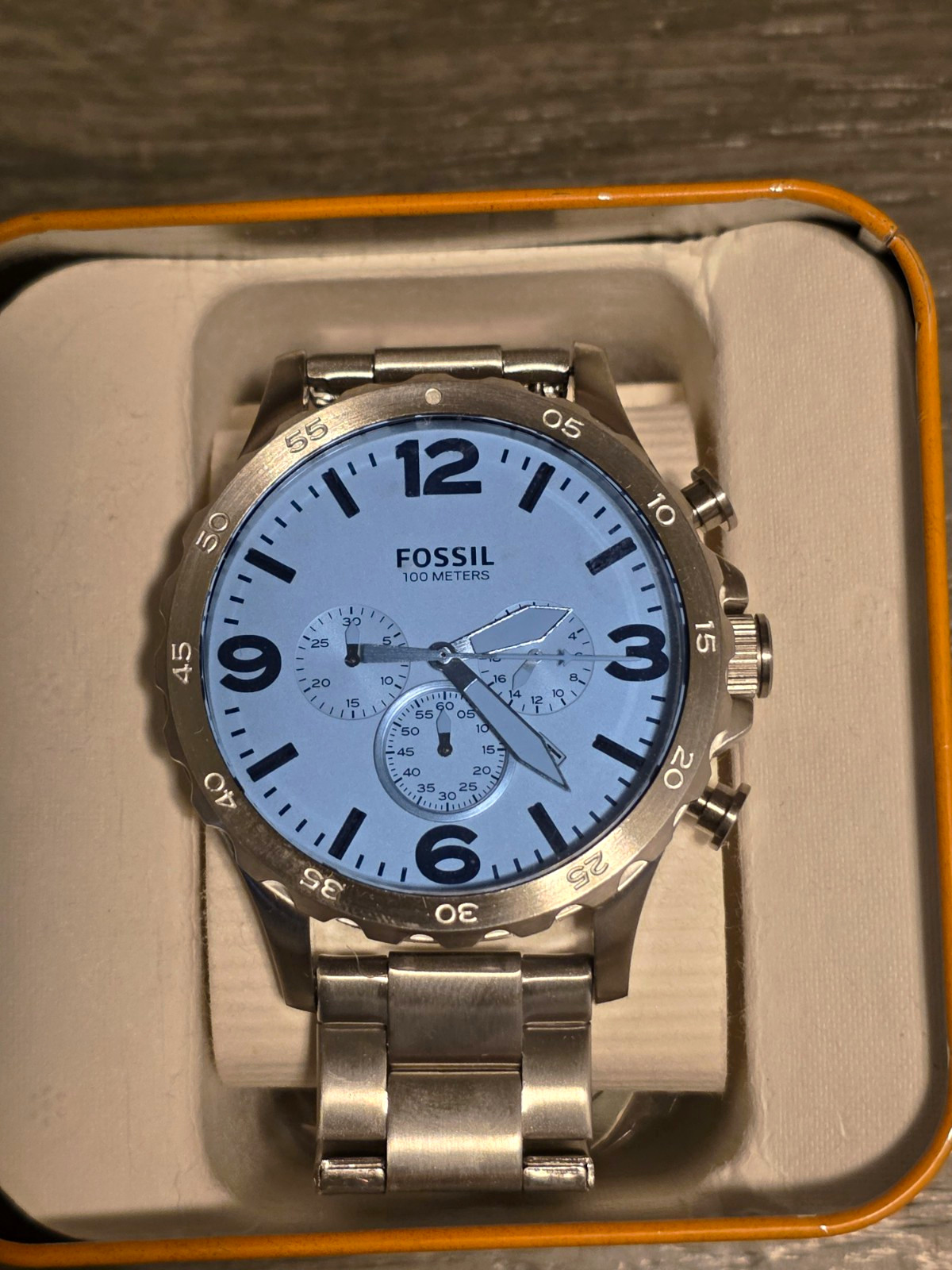 Fossil Men\'s Blue Dial Quartz Chronograph Stainless Steel Bracelet Watch w/ Box Fossil Men\'s Blue Dial Quartz Chronograph Stainless Steel Bracelet Watch w/ Box