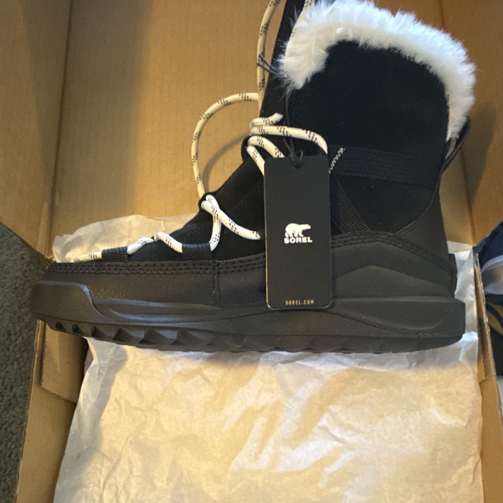 SOREL Women’s Snow Boots US 9 Black/White Lace Up Faux Fur Trim Ankle