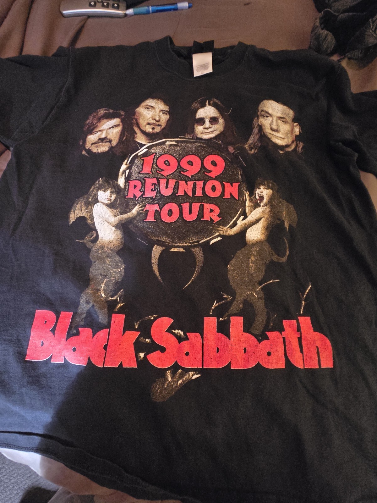 Vintage 1999 Black Sabbath Reunion Tour T Shirt Sz XL Band Rock Promo Angels Vintage 1999 Black Sabbath Reunion Tour T Shirt Sz XL Band Rock Promo Angels