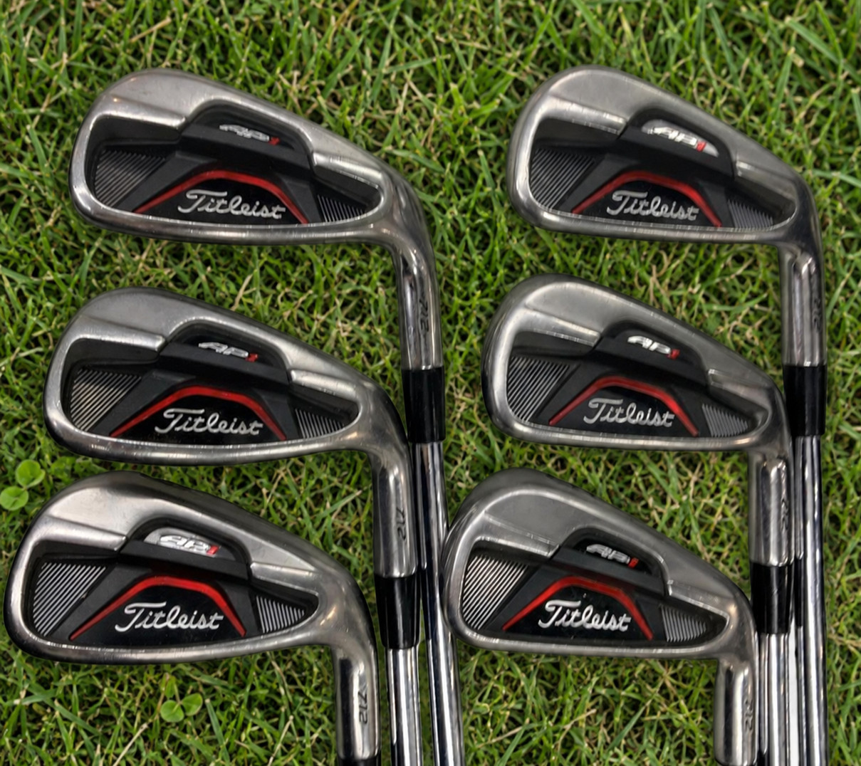 Titleist AP1 712 Iron Set 6pcs 5-PW Dynamic Gold XP S300 S Flex RH