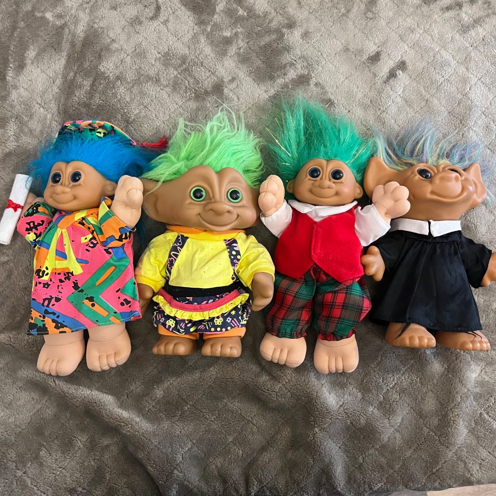 VTG Russ Ace Christmas Caroling Troll Graduation Artist lot 4 set  9” Plush