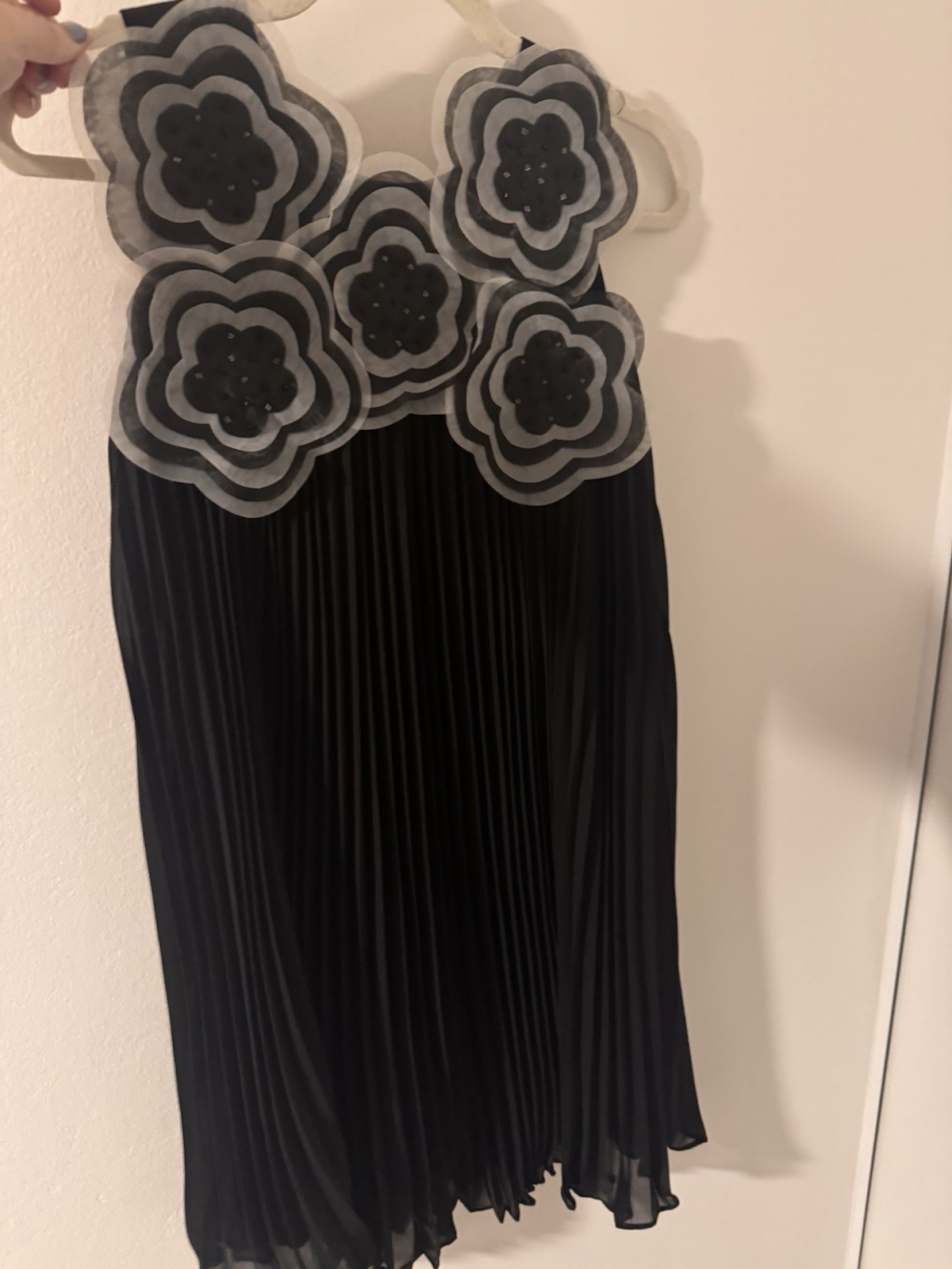 Chanel Dress Size 8 Au (size 2) Black Flower Appliqué Pleats Beads Stunning