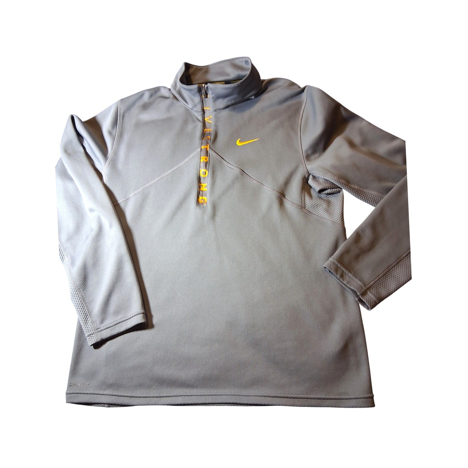 Nike Livestrong Dri-FIT Mens Gray Quarter Zip Pullover Running Shirt Large Nike Livestrong Dri-FIT Mens Gray Quarter Zip Pullover Running Shirt Large
