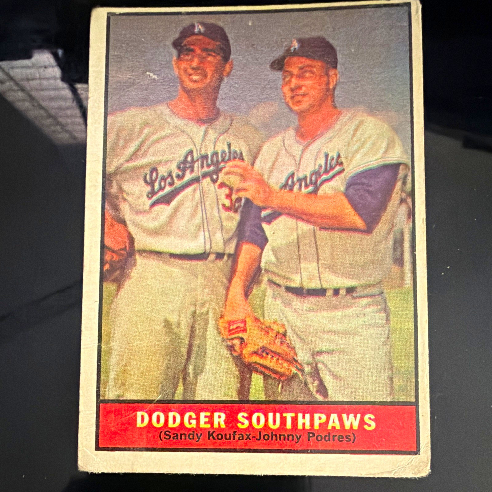 Topps Sandy Koufax Johnny Podres #207 Los Angeles Dodgers MLB 1961 Base Set