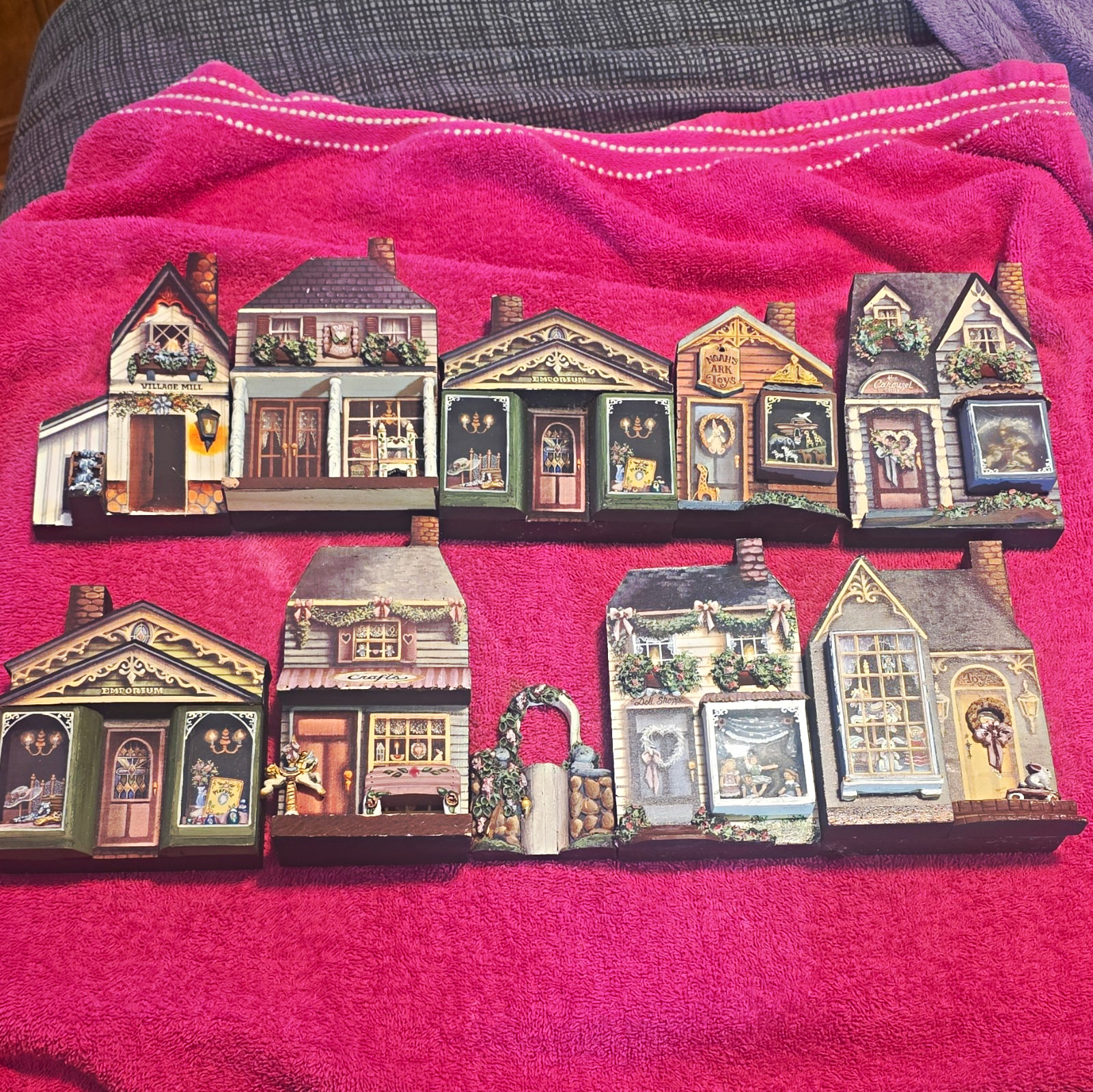 1993 Longaberger Dresden Wooden Village Collection By Gail & Bill Duke Lot Of 10 1993 Longaberger Dresden Wooden Village Collection By Gail & Bill Duke Lot Of 10