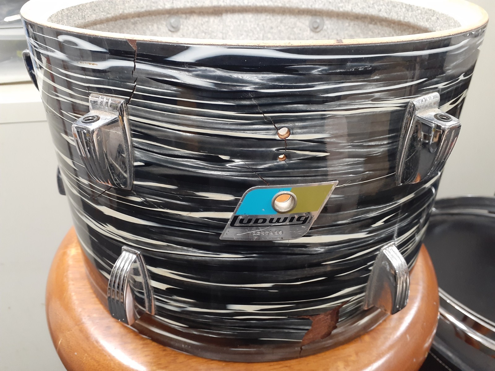Vintage Ludwig Tom Drum 12\ Vintage Ludwig Tom Drum 12\