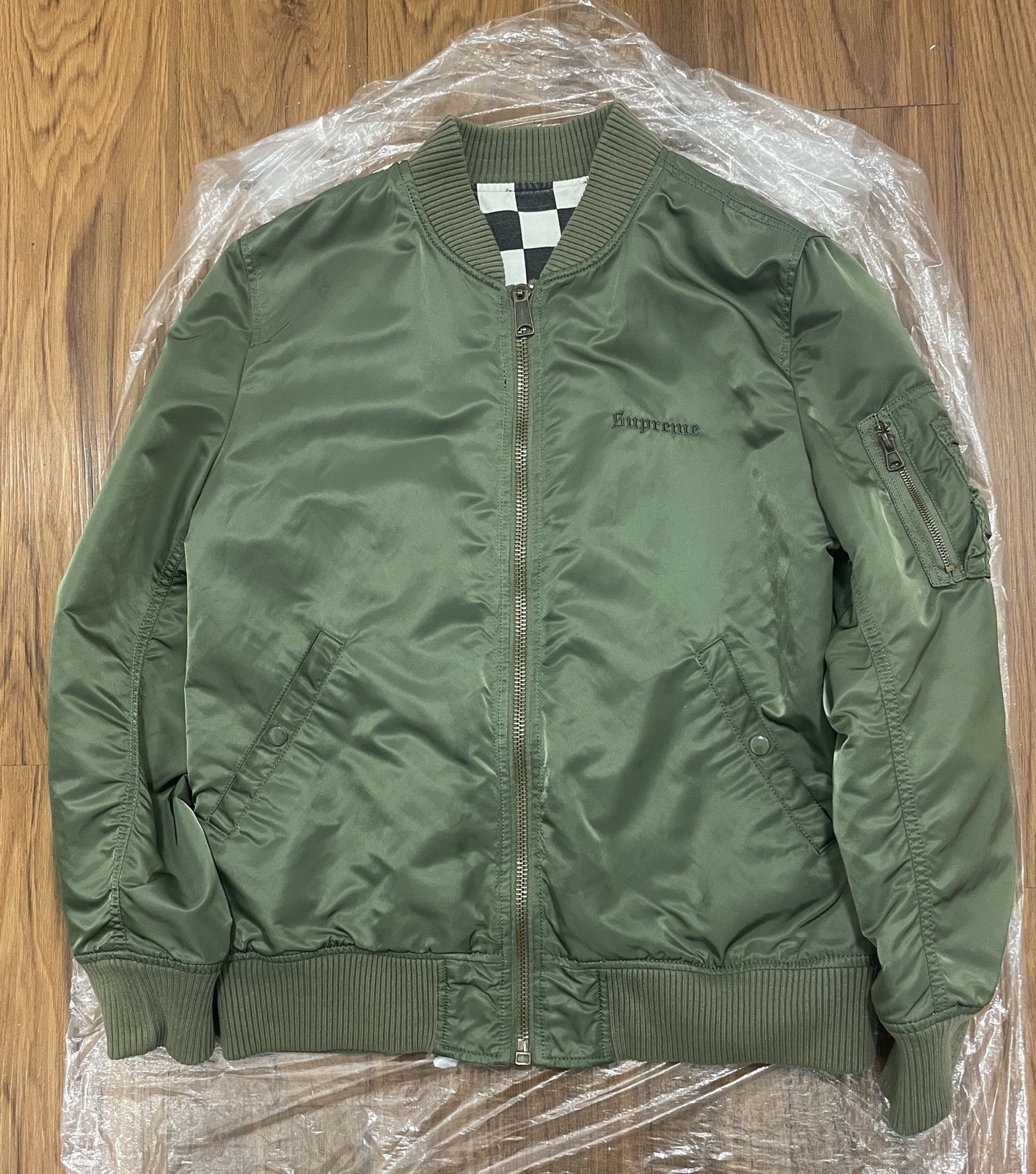 2016 Supreme Reversible Checkered MA-1 Bomber Jacket SZ M 2016 Supreme Reversible Checkered MA-1 Bomber Jacket SZ M