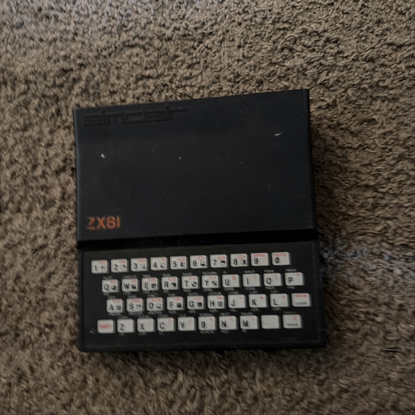 Vintage Sinclair ZX81 Personal Computer, Untested, Unknown Condition. No Cord Vintage Sinclair ZX81 Personal Computer, Untested, Unknown Condition. No Cord