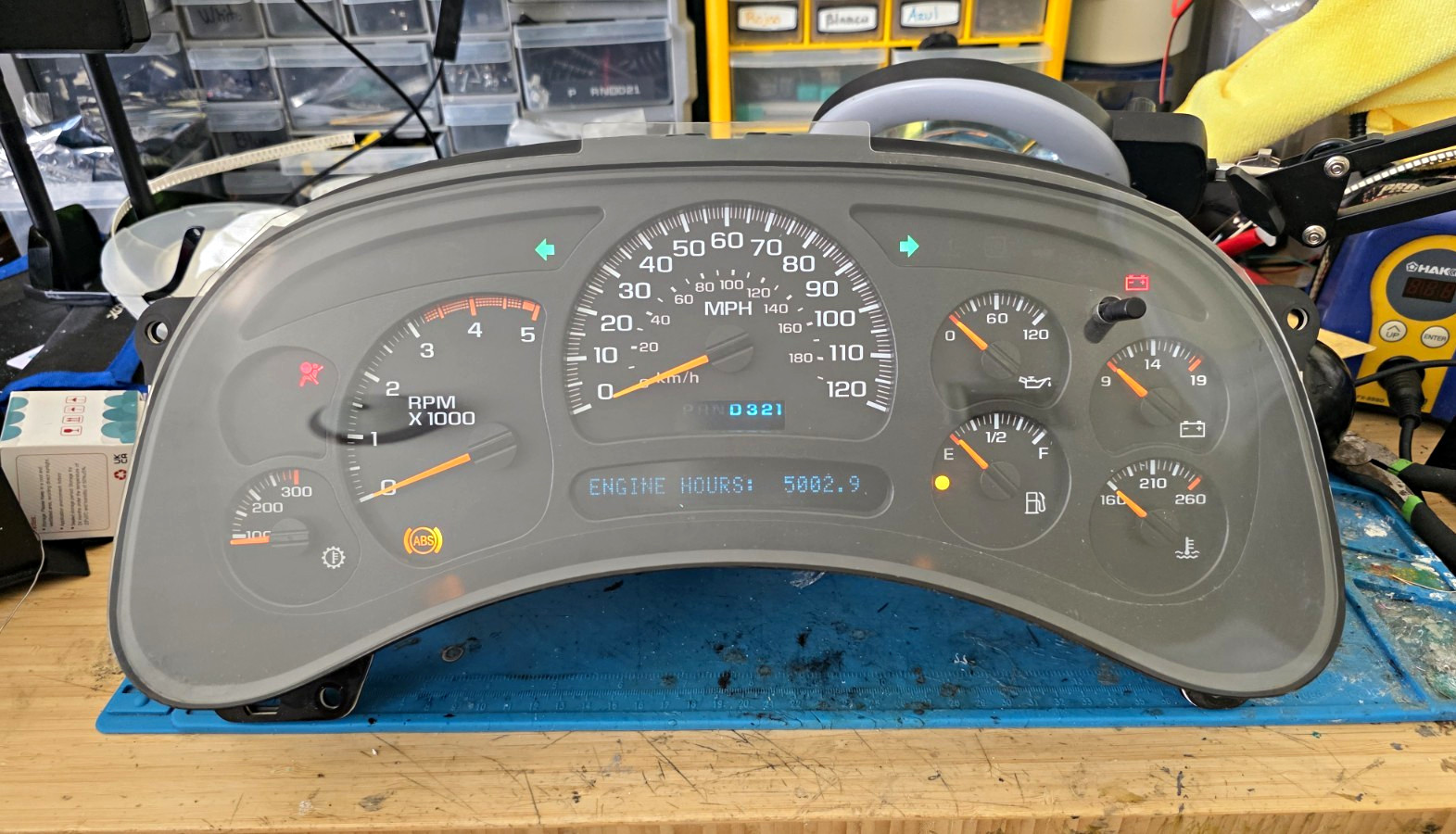 GMT 800 Instrument Cluster Speedo Panel GMT 800 Instrument Cluster Speedo Panel