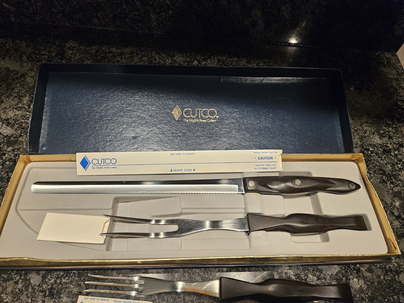 Cutco Carving Knife Vintage Set w/ original box and additional turning fork