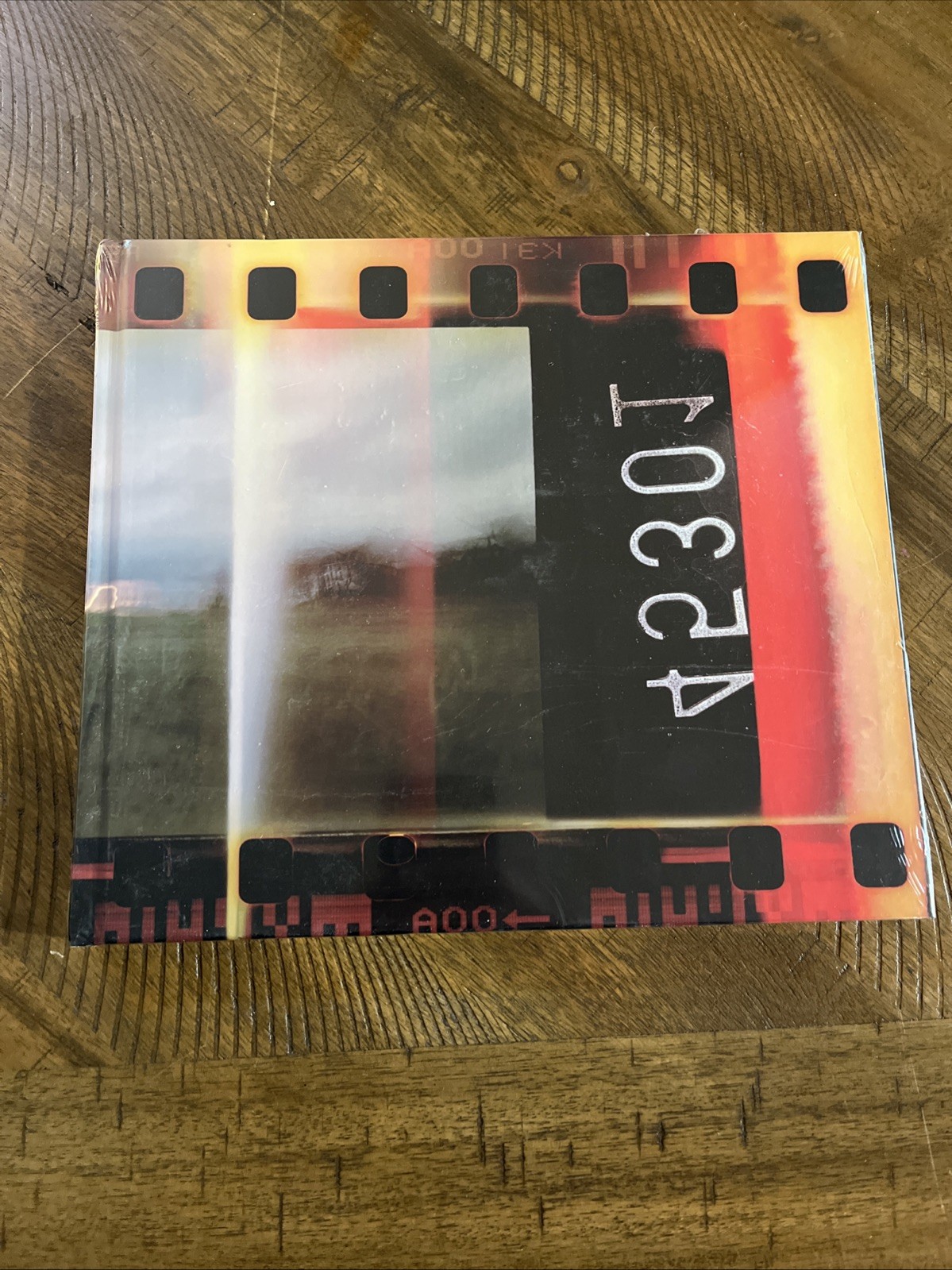 Viggo Mortensen Book 45301 - First Edition Artist\'s Book-MINT SEALED Hardcover Viggo Mortensen Book 45301 - First Edition Artist\'s Book-MINT SEALED Hardcover