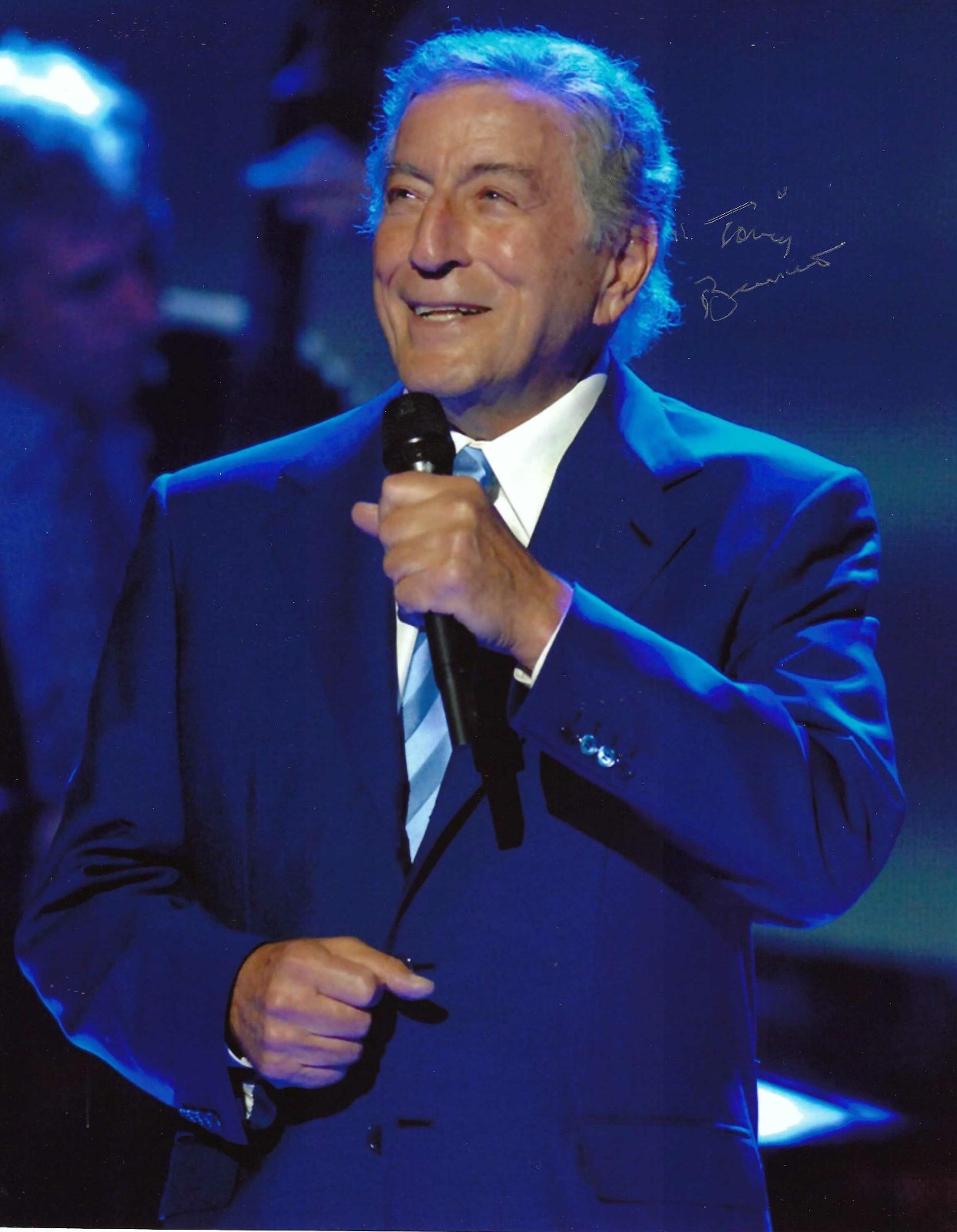 Legendary Singer Tony Bennett Signed Autographed 8x10 Photograph RIP