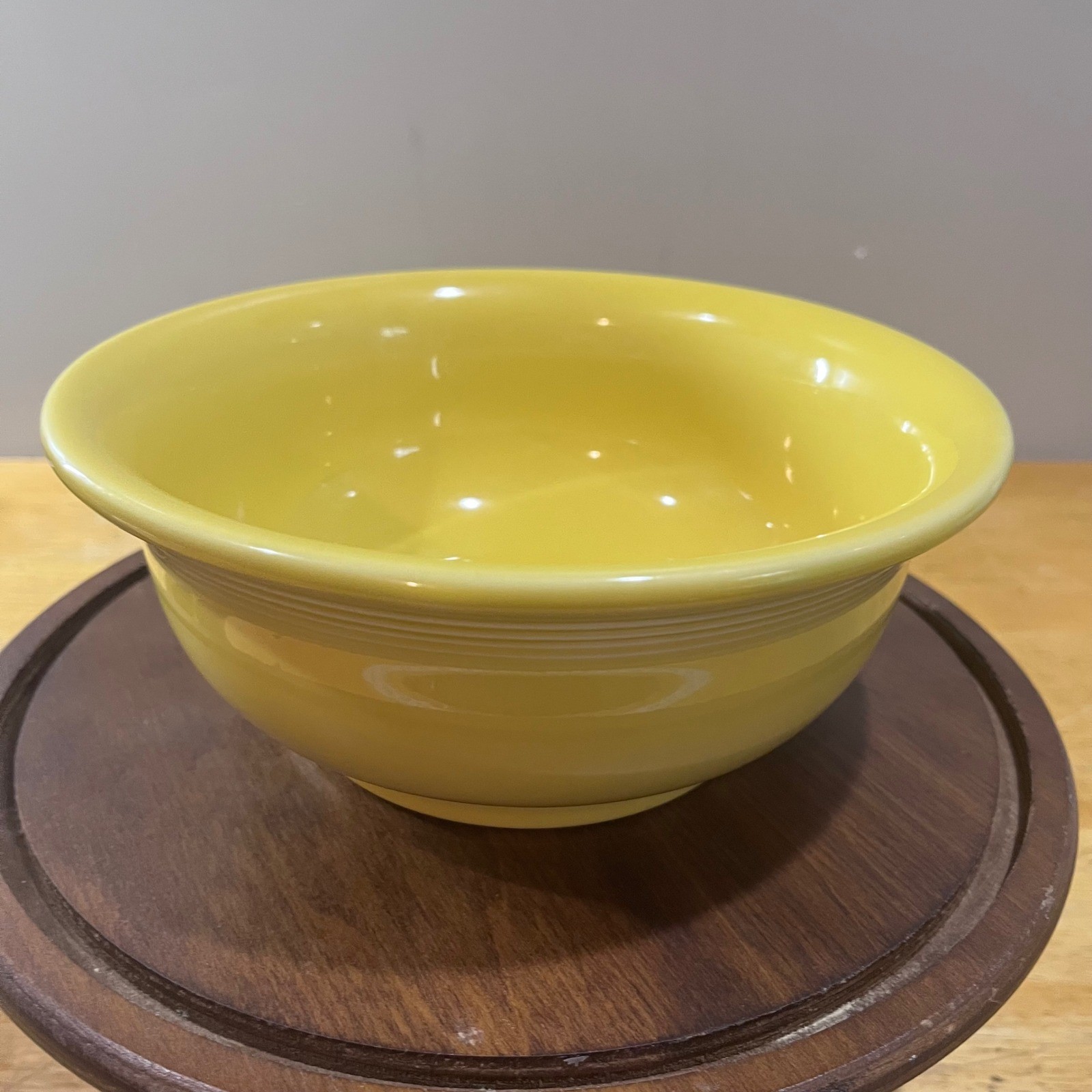 Vtg Fiesta HLC USA Yellow Ceramic Serving Bowl Art Deco 8.25 Inch Rimmed Bowl