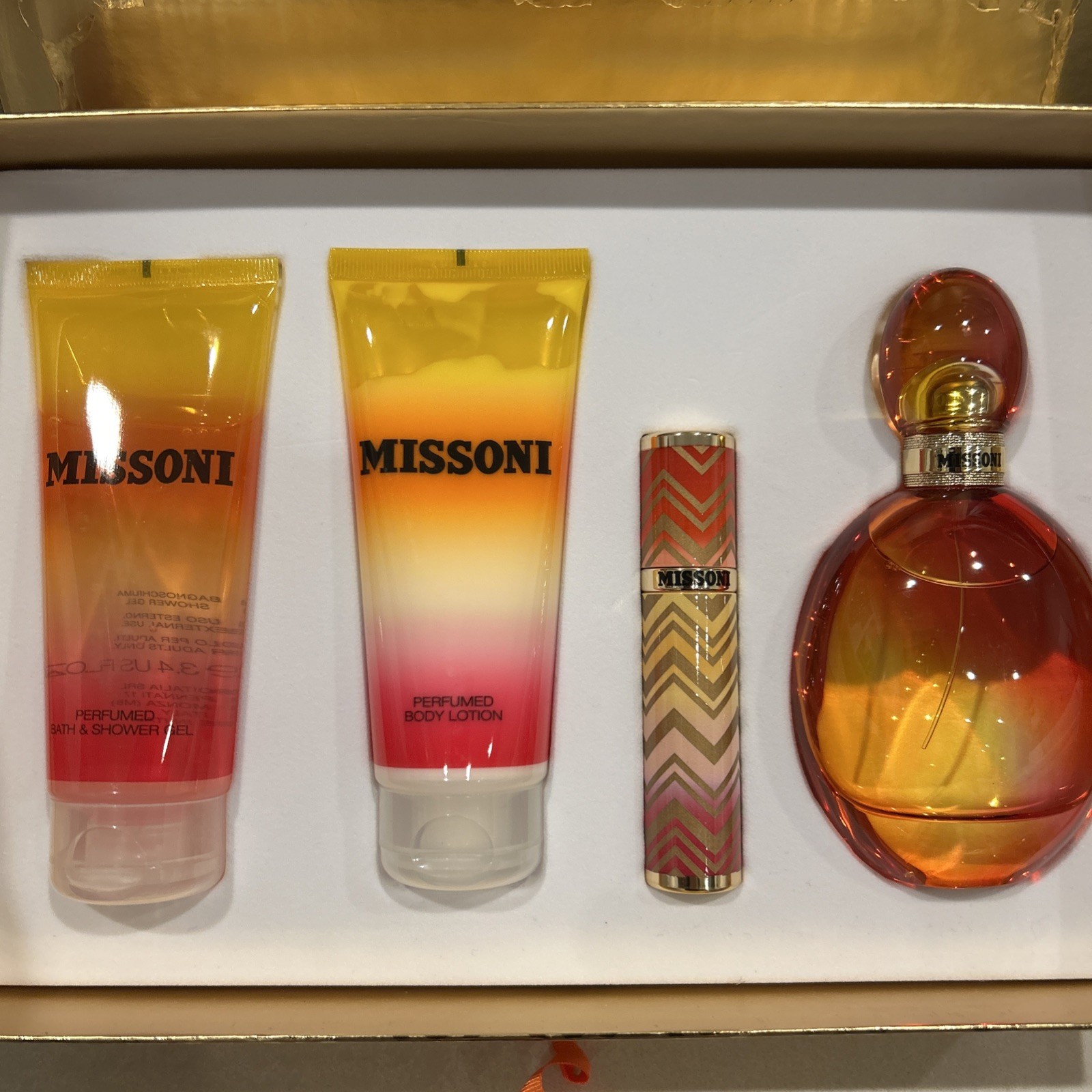 Missoni 3.4oz Women Eau de Toilette Gift Set Spray, Shower Gel, Body Lotion