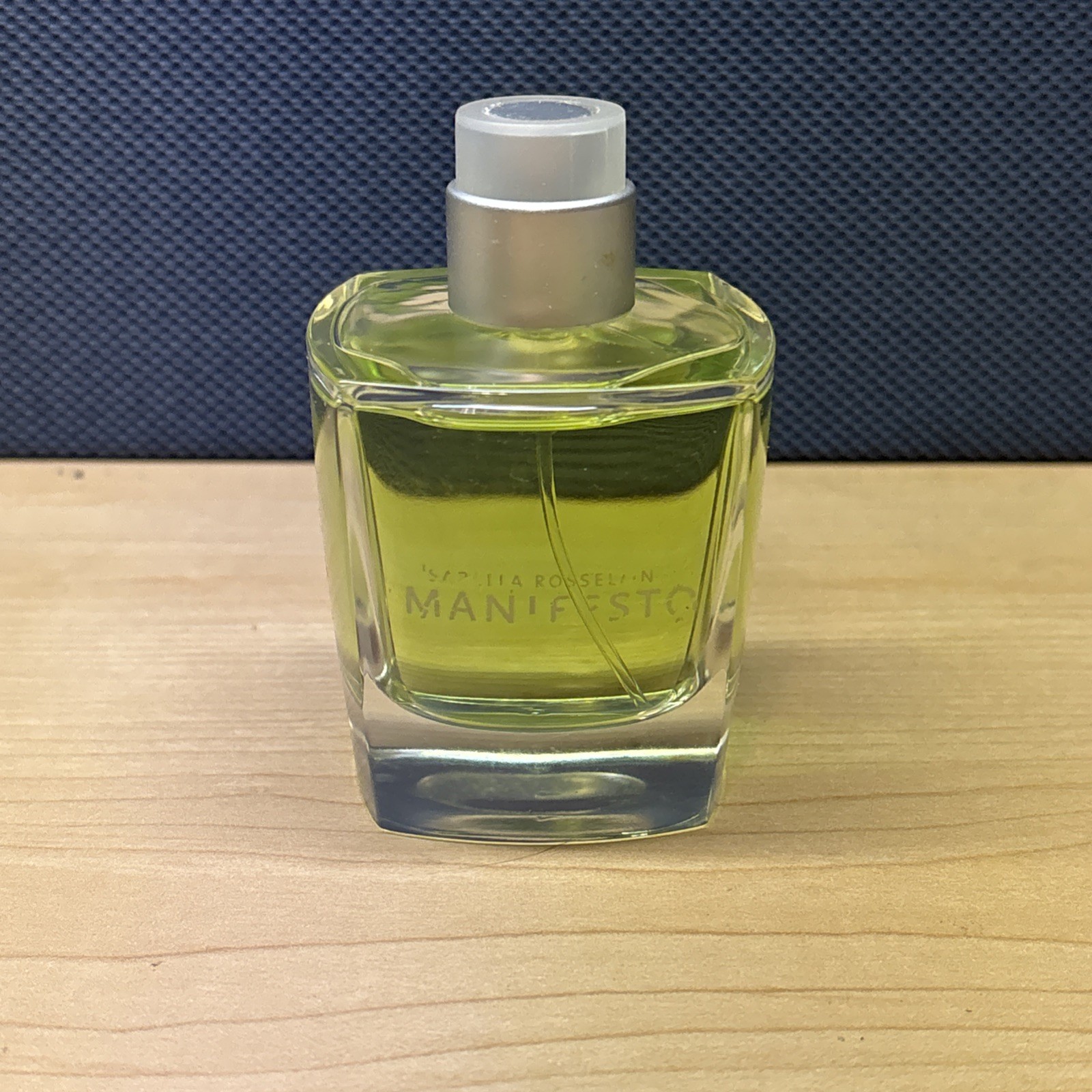 Isabella Rossellini\'s Rossellini MANIFESTO Eau de Toilette 75 ml  Vintage New