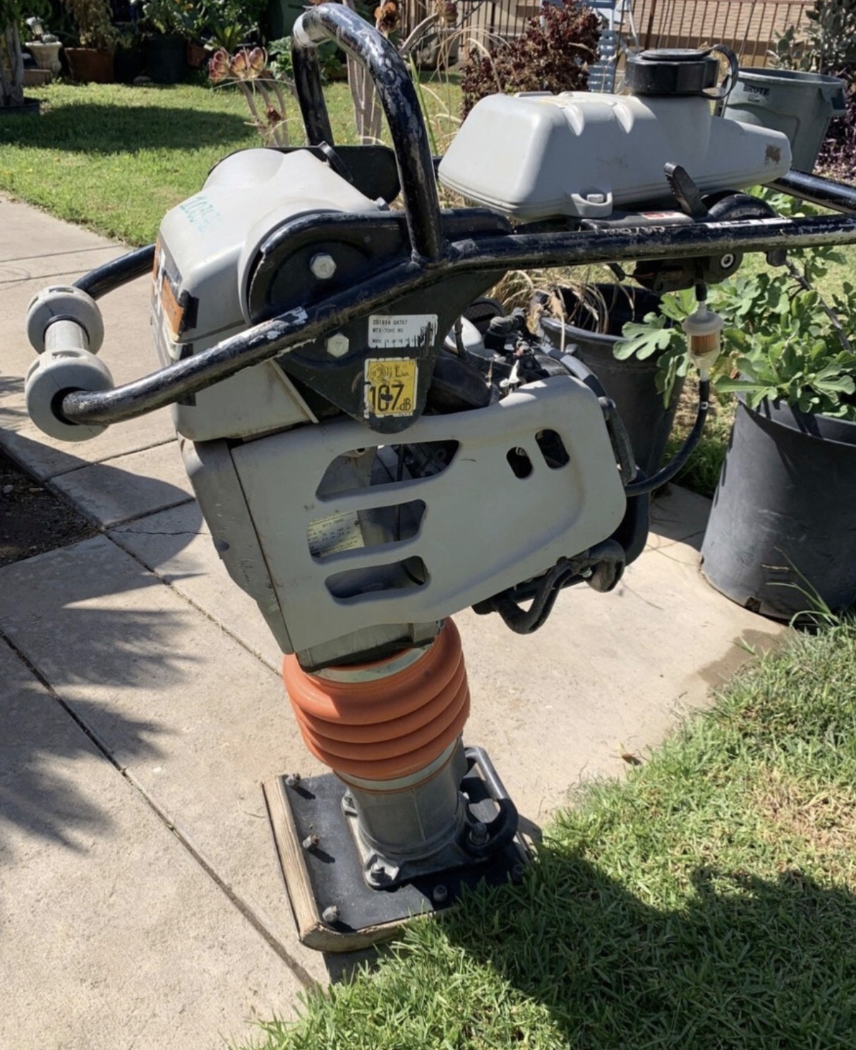 Mikasa Multiquip MTX-70HD Tamping Rammer w/ Honda GX100 Engine BARELY USED Mikasa Multiquip MTX-70HD Tamping Rammer w/ Honda GX100 Engine BARELY USED