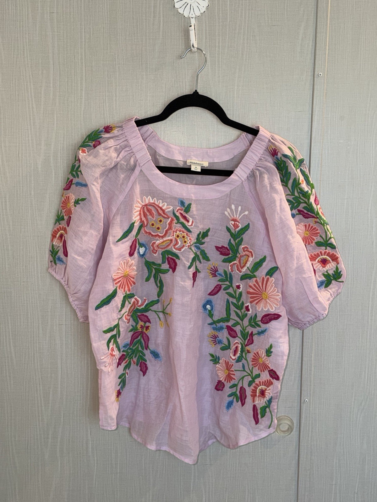 Sundance Catalog Pink Floral Vallejo Embroidered Boho Peasant Top Women’s M QQ11 Sundance Catalog Pink Floral Vallejo Embroidered Boho Peasant Top Women’s M QQ11