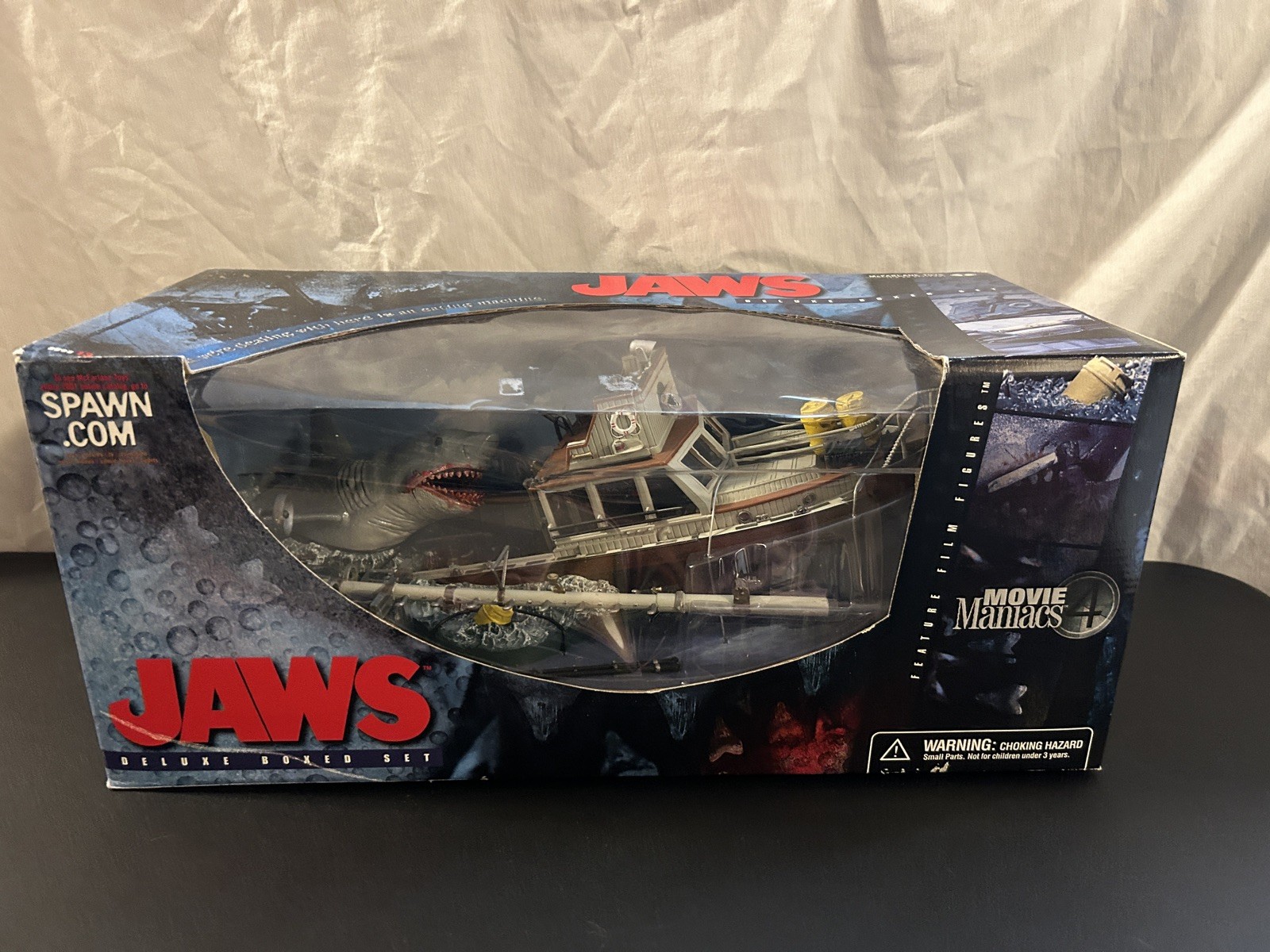 McFarlane Jaws Deluxe Boxed Set Movie Maniacs 4 NIB Box Damage Orca Shark 2001