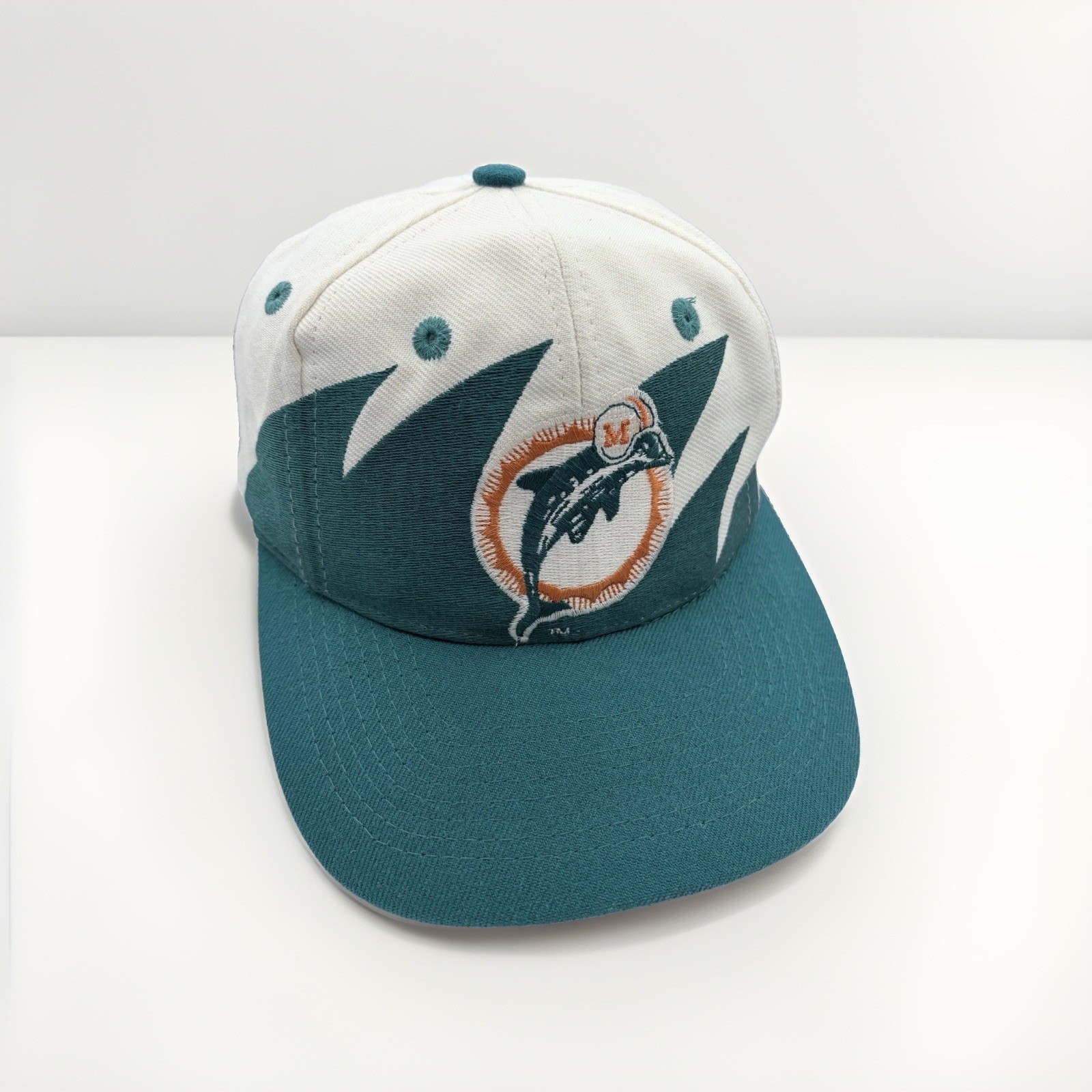 VTG 90s Miami Dolphins Logo Athletic Shark Tooth Snapback Hat NFL Pro Line USA