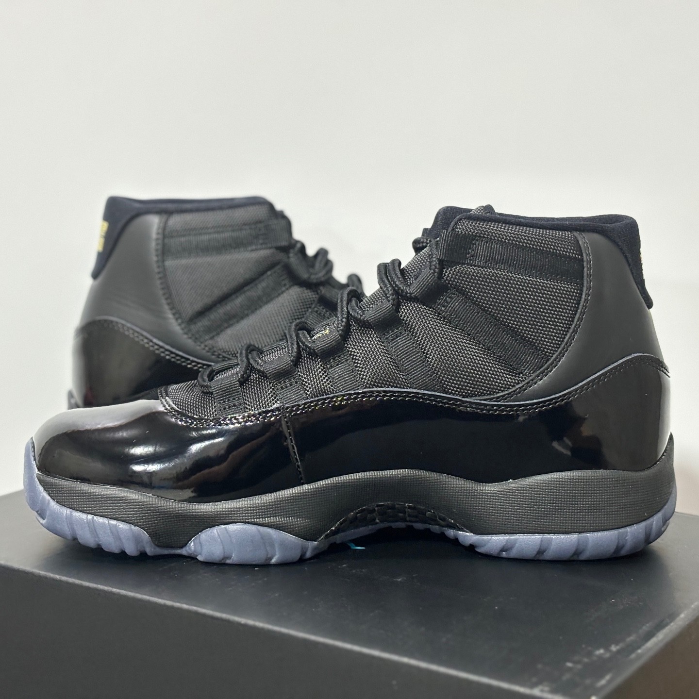 Air Jordan 11 CT8012-047 Retro Gamma Blue Black Blue Men's Shoes